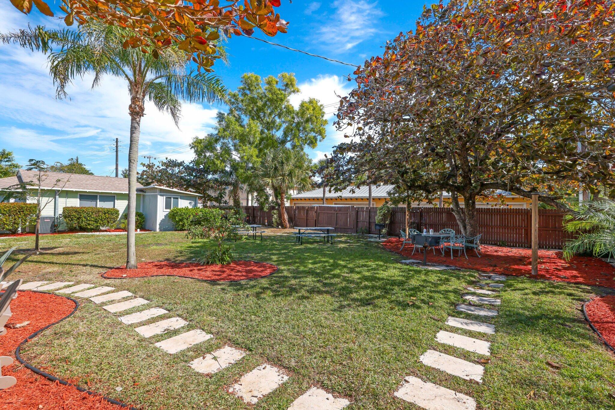 LAKE WORTH TOWN OF ADD 1 - Residential Income