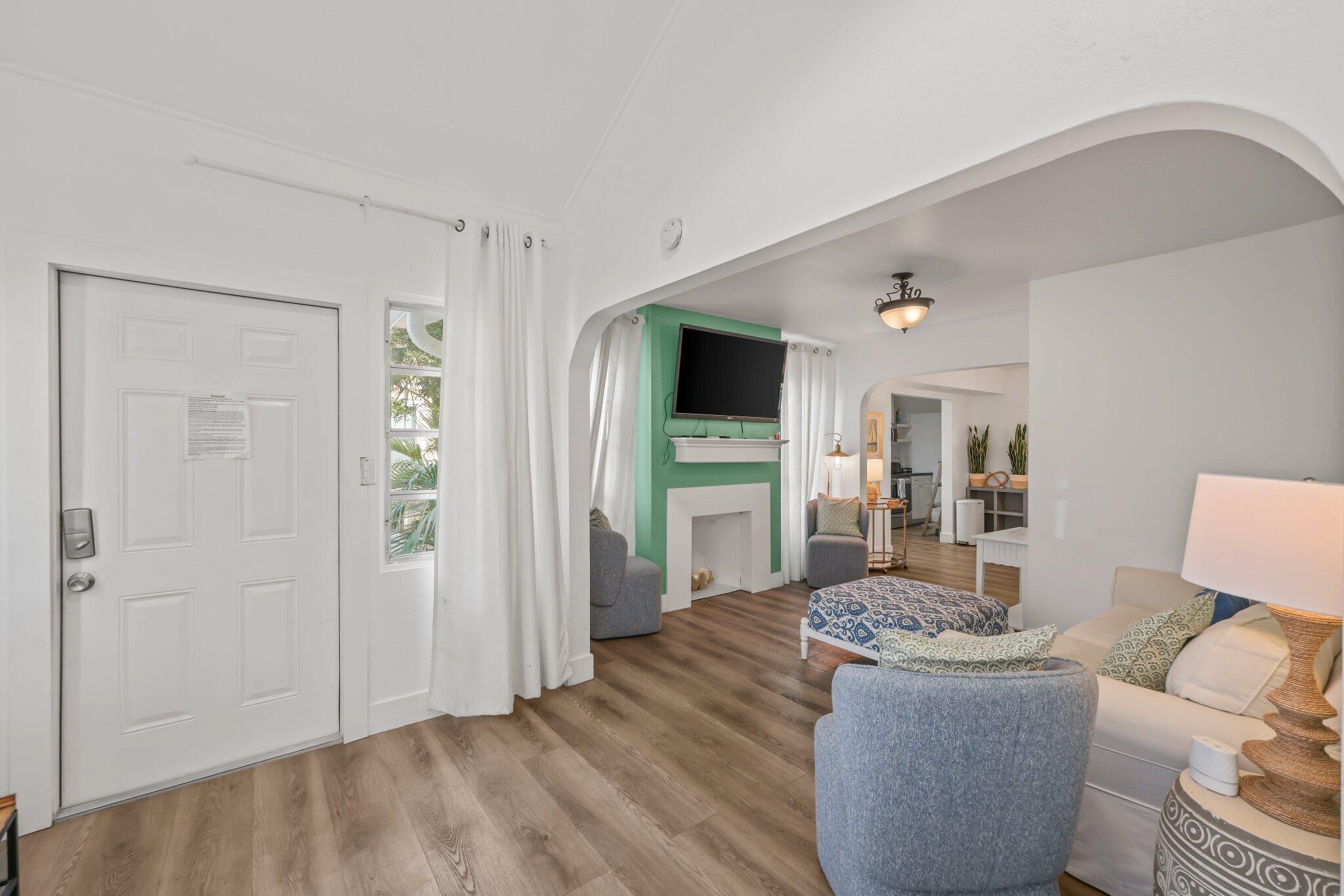 LAKE WORTH TOWN OF ADD 1 - Residential Income