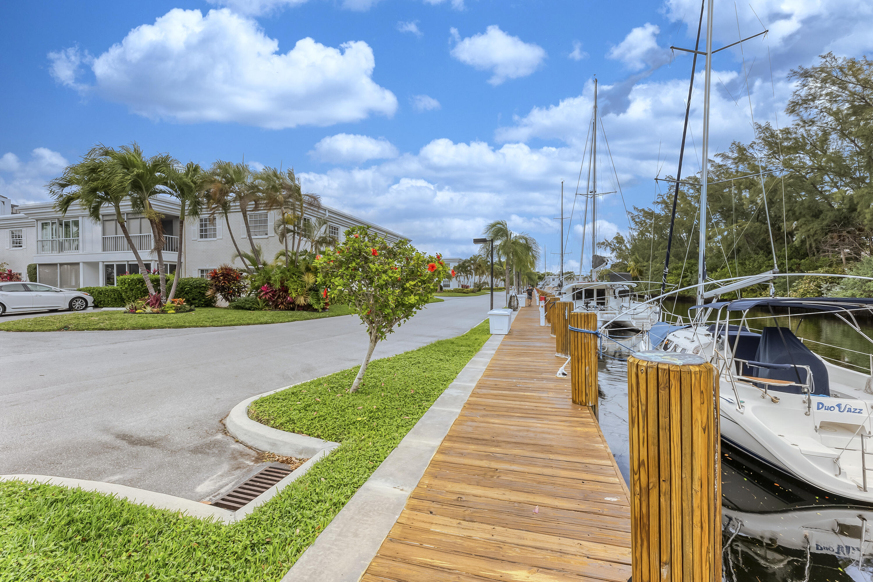 BAY COLONY CLUB CONDO - Residential