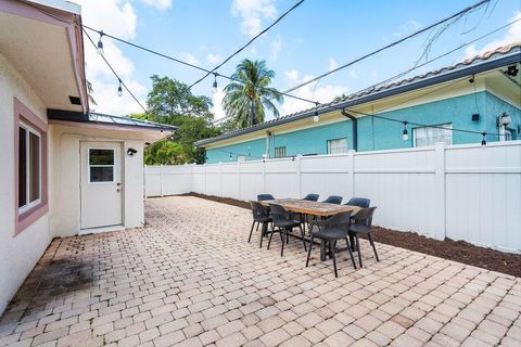 Single Family Residence in Pompano Beach FL 2500 20th Street St 28.jpg