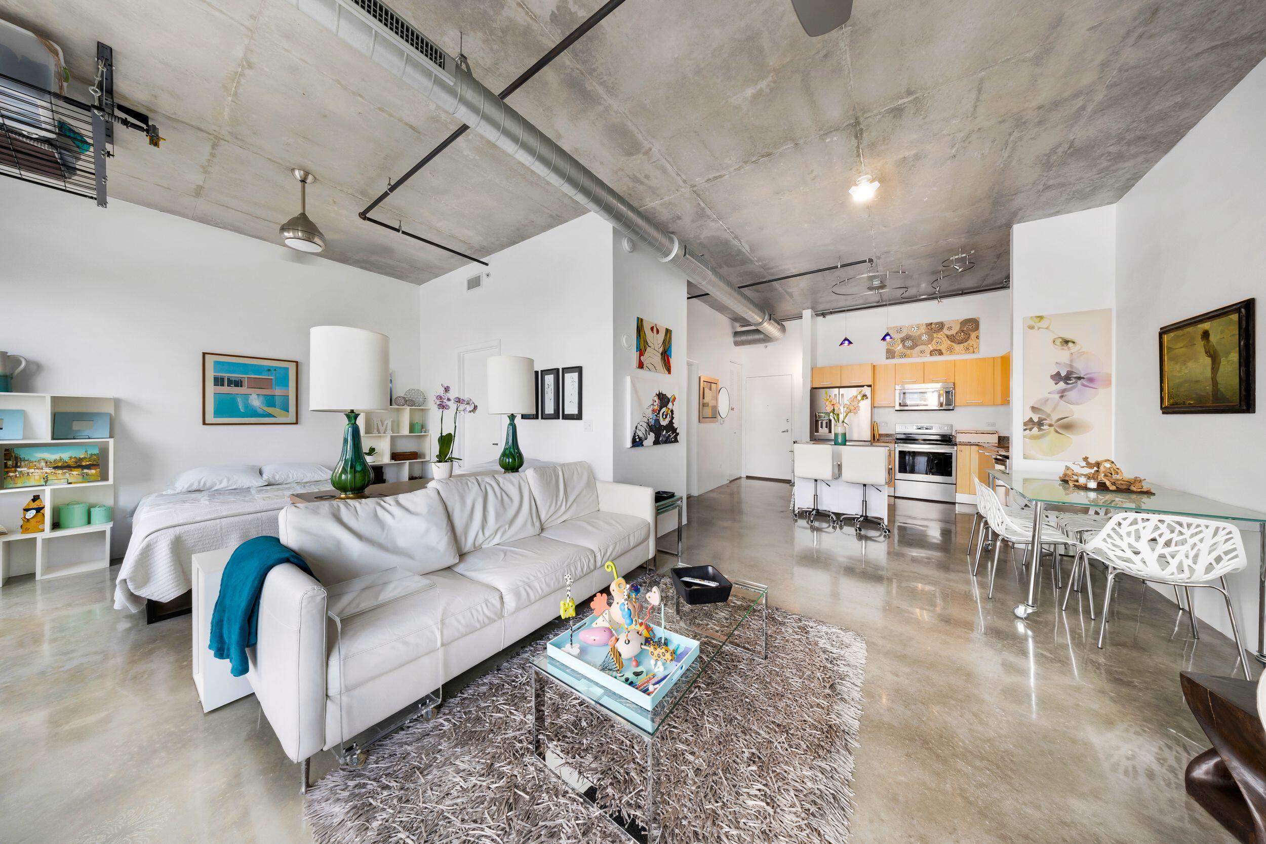 313 NE 2nd Street 602