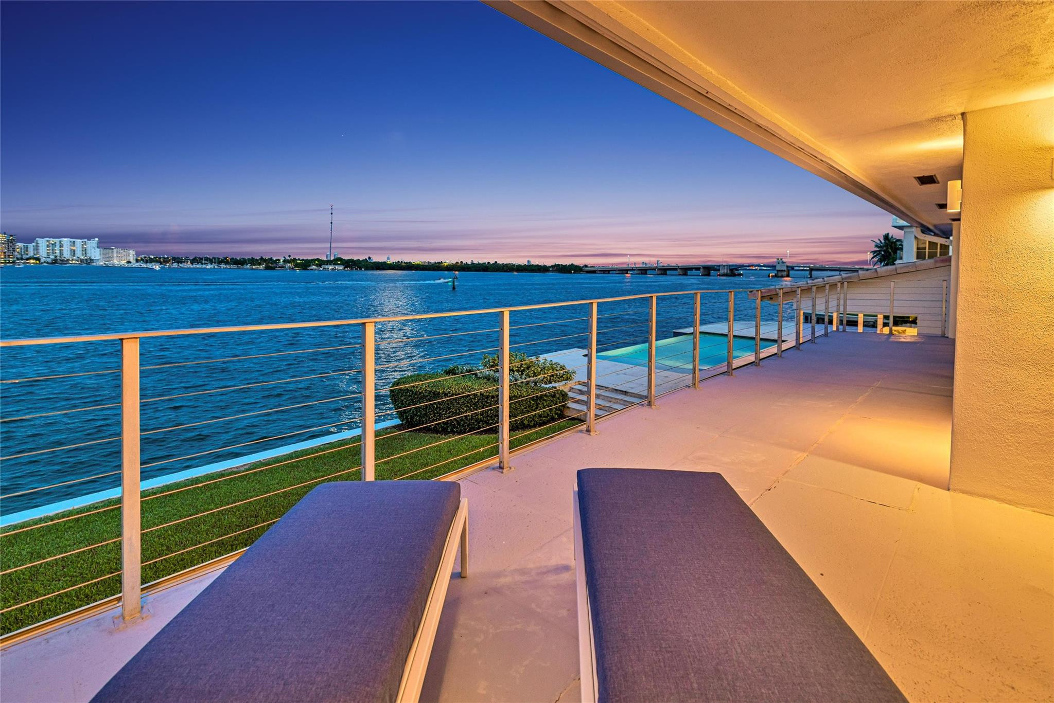 Bay Crest SE Point Lot - Residential