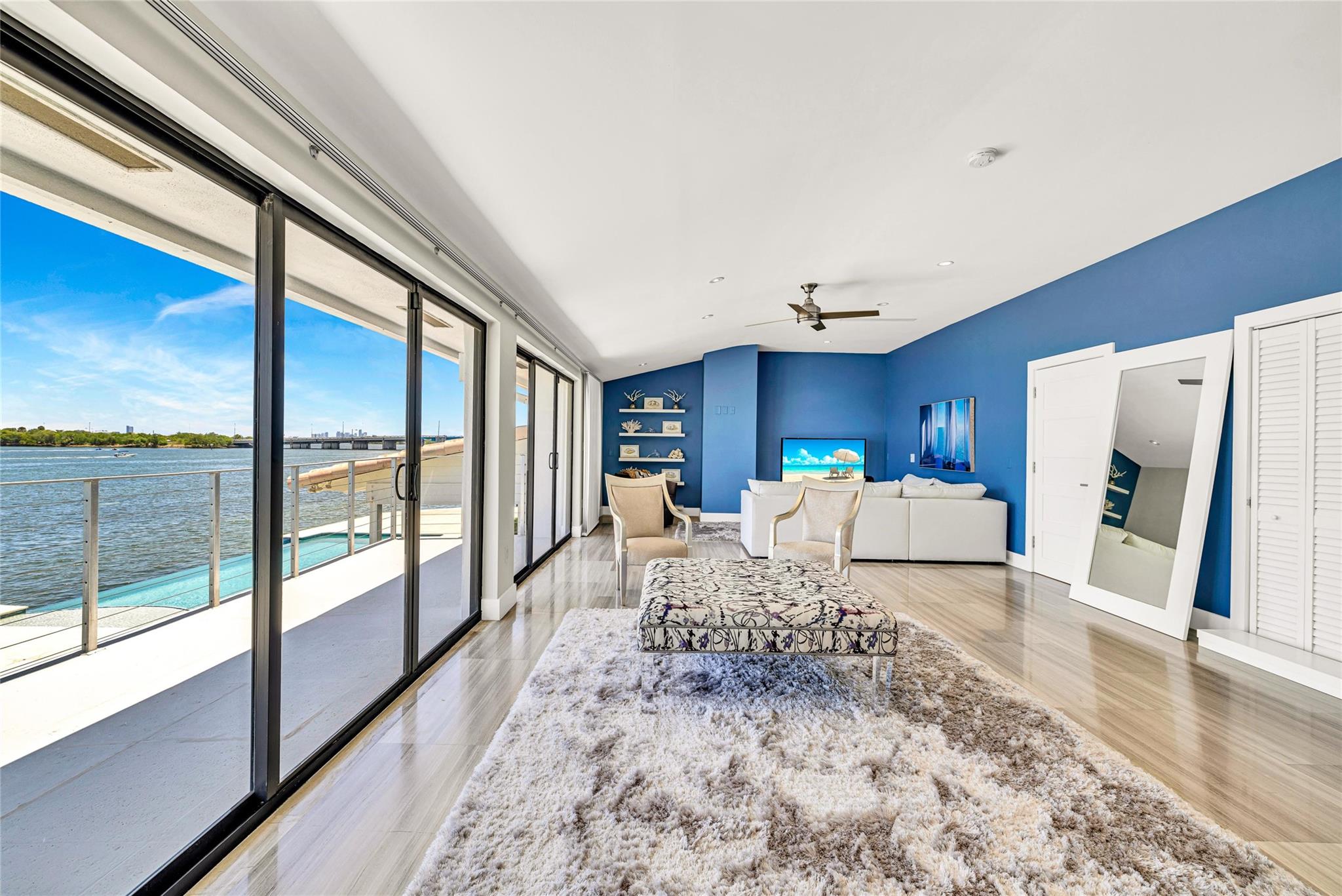 Bay Crest SE Point Lot - Residential