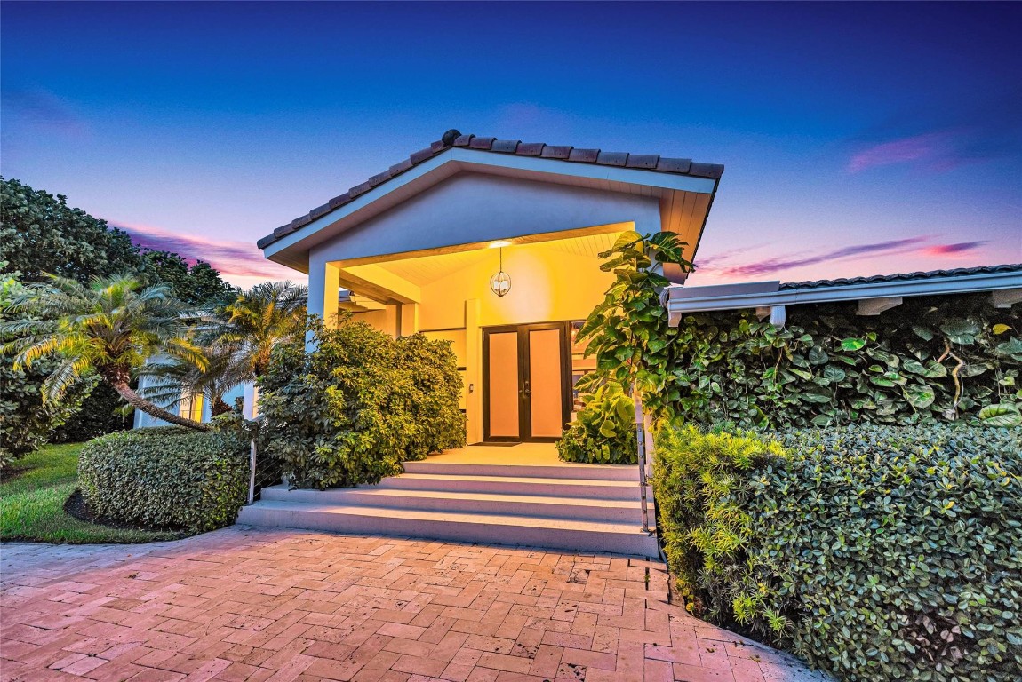 Bay Crest SE Point Lot - Residential