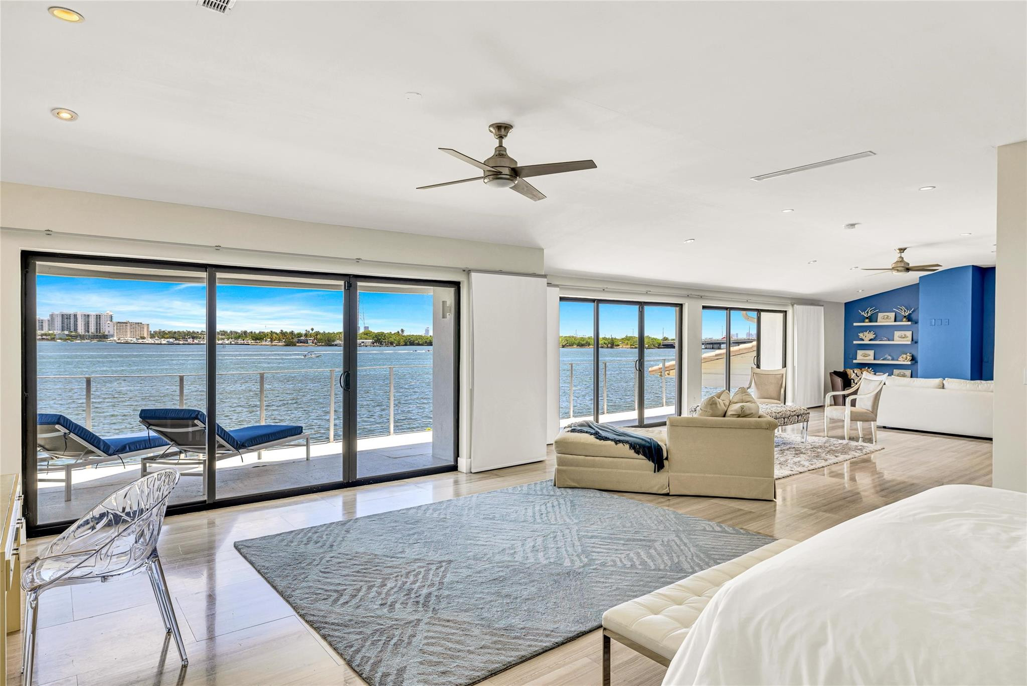 Bay Crest SE Point Lot - Residential