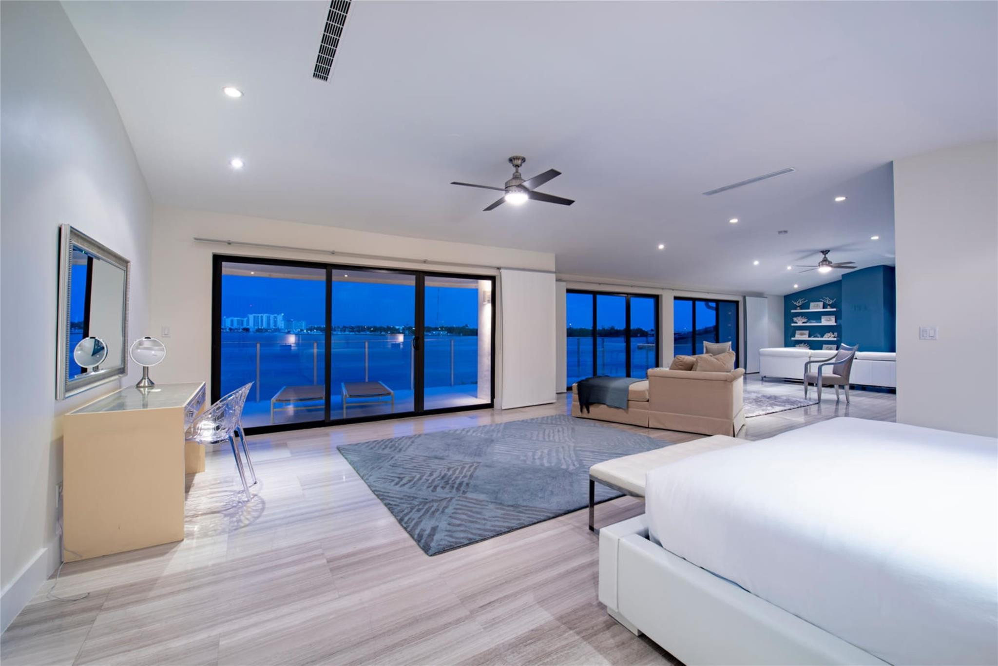 Bay Crest SE Point Lot - Residential