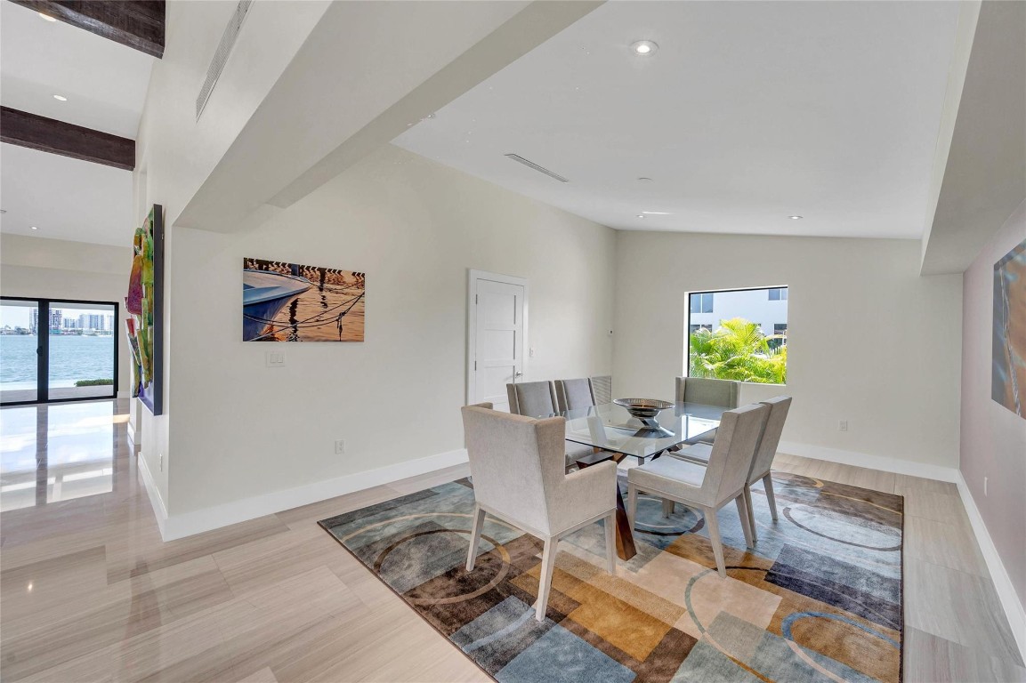 Bay Crest SE Point Lot - Residential