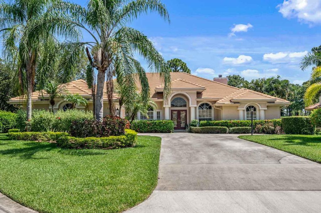 Photo of 1329 SW Cottonwood Cove, Port Saint Lucie, FL 34986 (MLS # R10809941)