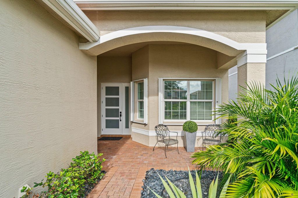 Photo of 11583 Ponywalk Trail, Boynton Beach, FL 33473 (MLS # R11119857)
