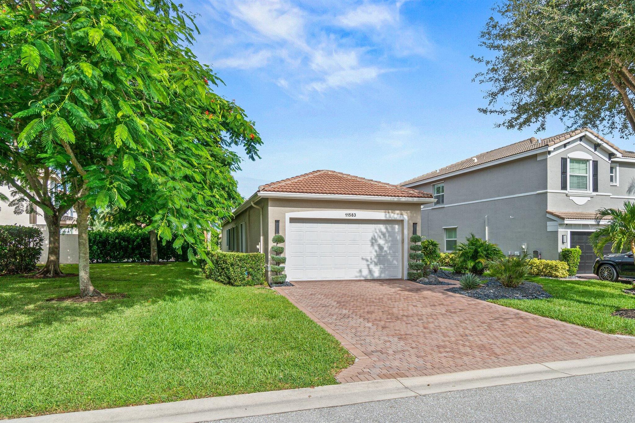 11583 Ponywalk Trail