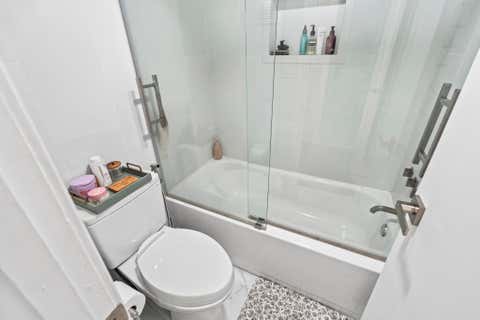 Tiny photo for 1021 Mockingbird Lane #211, Plantation, FL 33324 (MLS # B26046034)