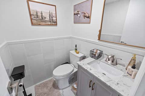 Tiny photo for 1021 Mockingbird Lane #211, Plantation, FL 33324 (MLS # B26046034)