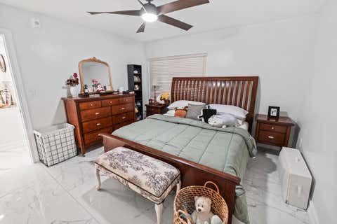 Tiny photo for 1021 Mockingbird Lane #211, Plantation, FL 33324 (MLS # B26046034)