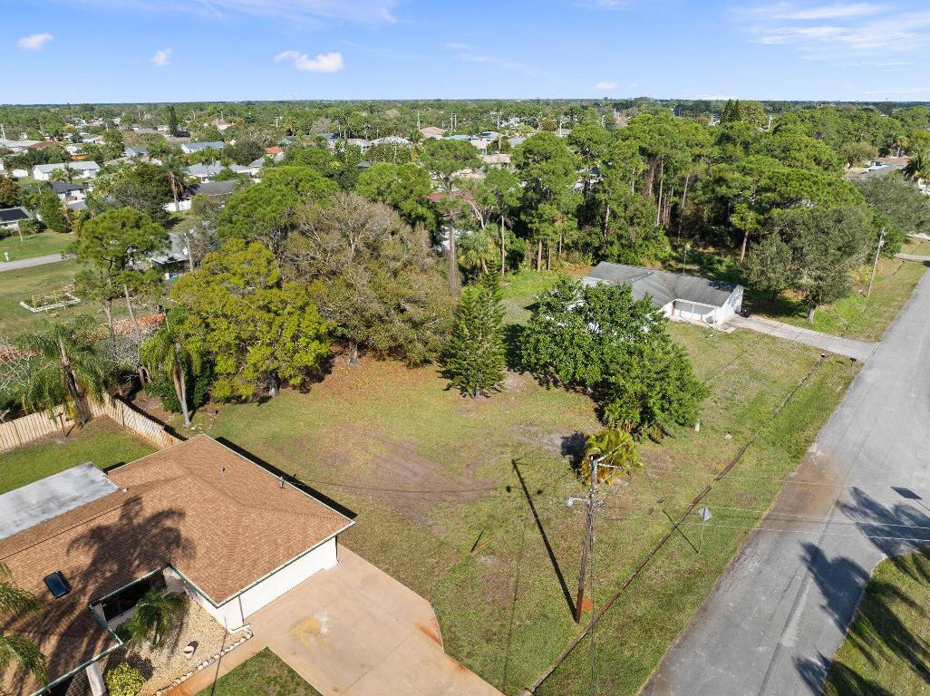 PORT ST LUCIE SECTION 2 - Land