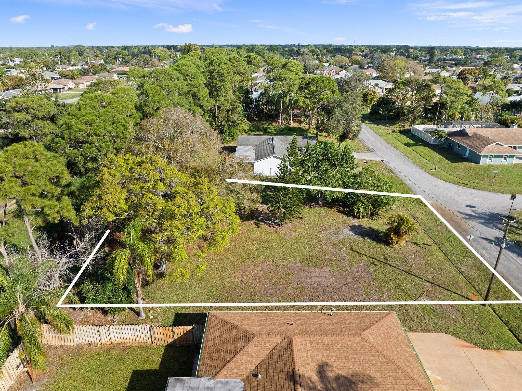 PORT ST LUCIE SECTION 2 - Land