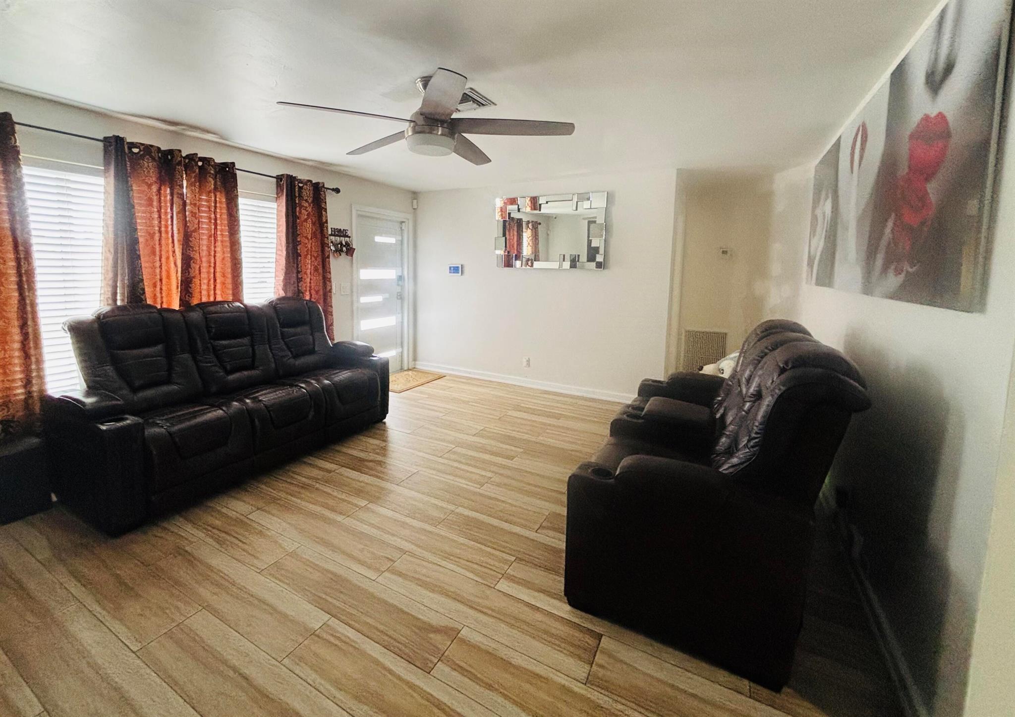 1543 Roy Drive