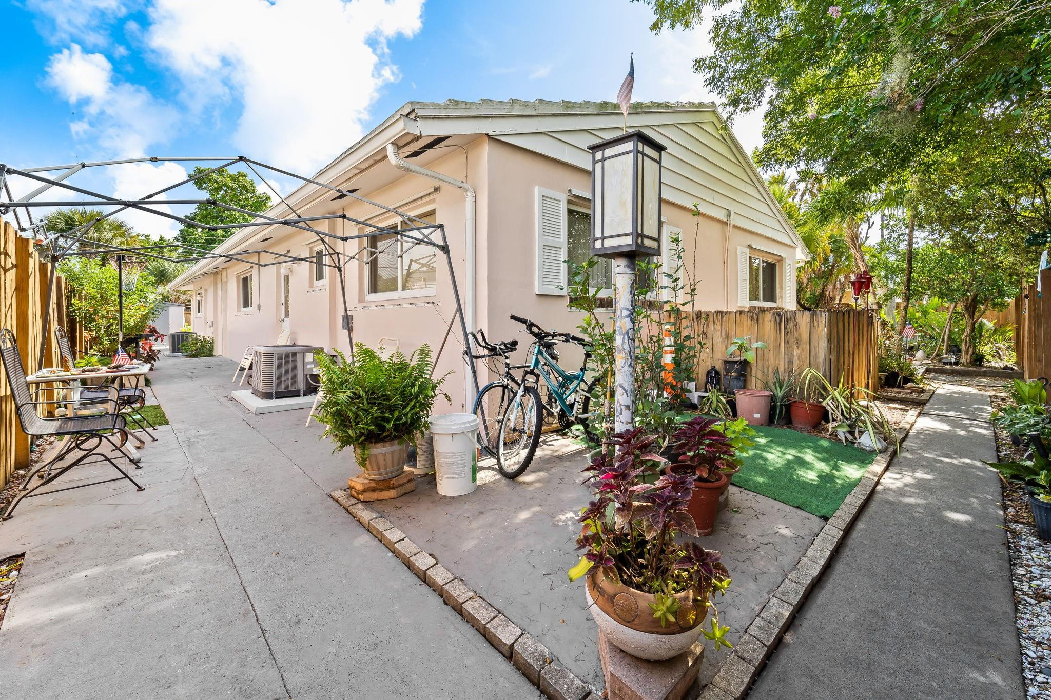 CORAL RIDGE ISLES - Residential Income