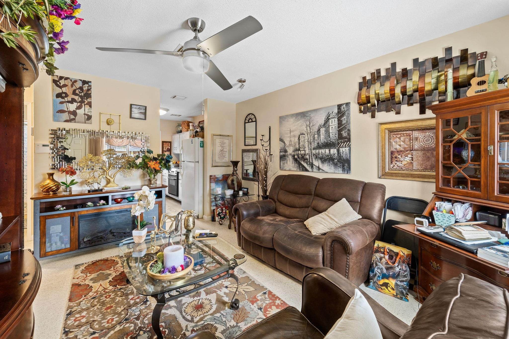 CORAL RIDGE ISLES - Residential Income