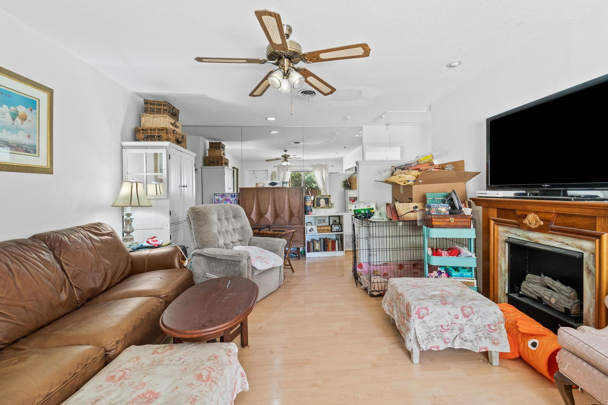 CORAL RIDGE ISLES - Residential Income