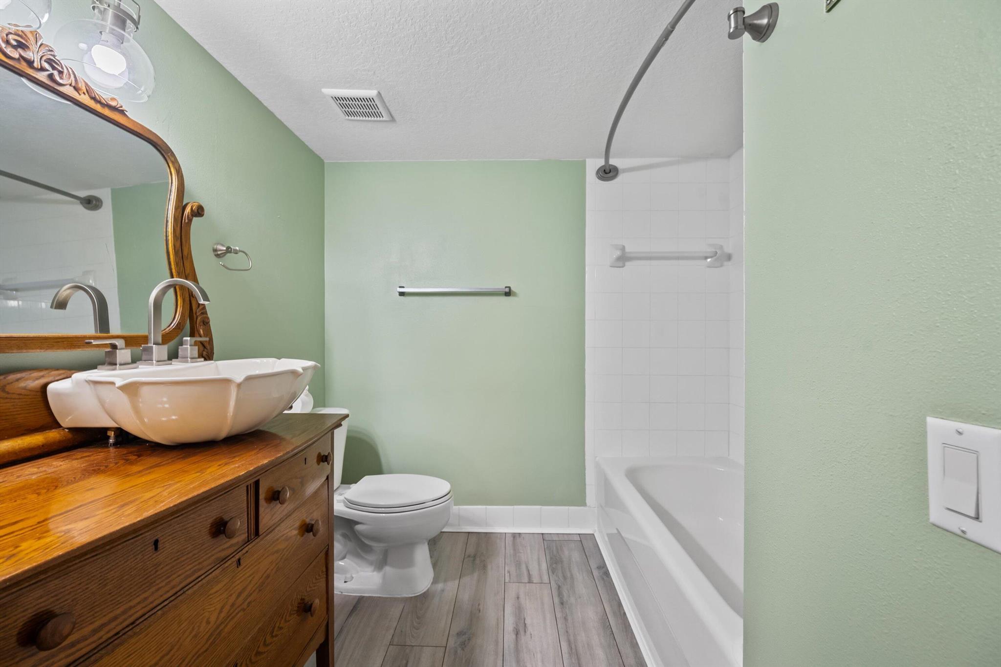 COVE AT BRIAR BAY CONDO - Residential