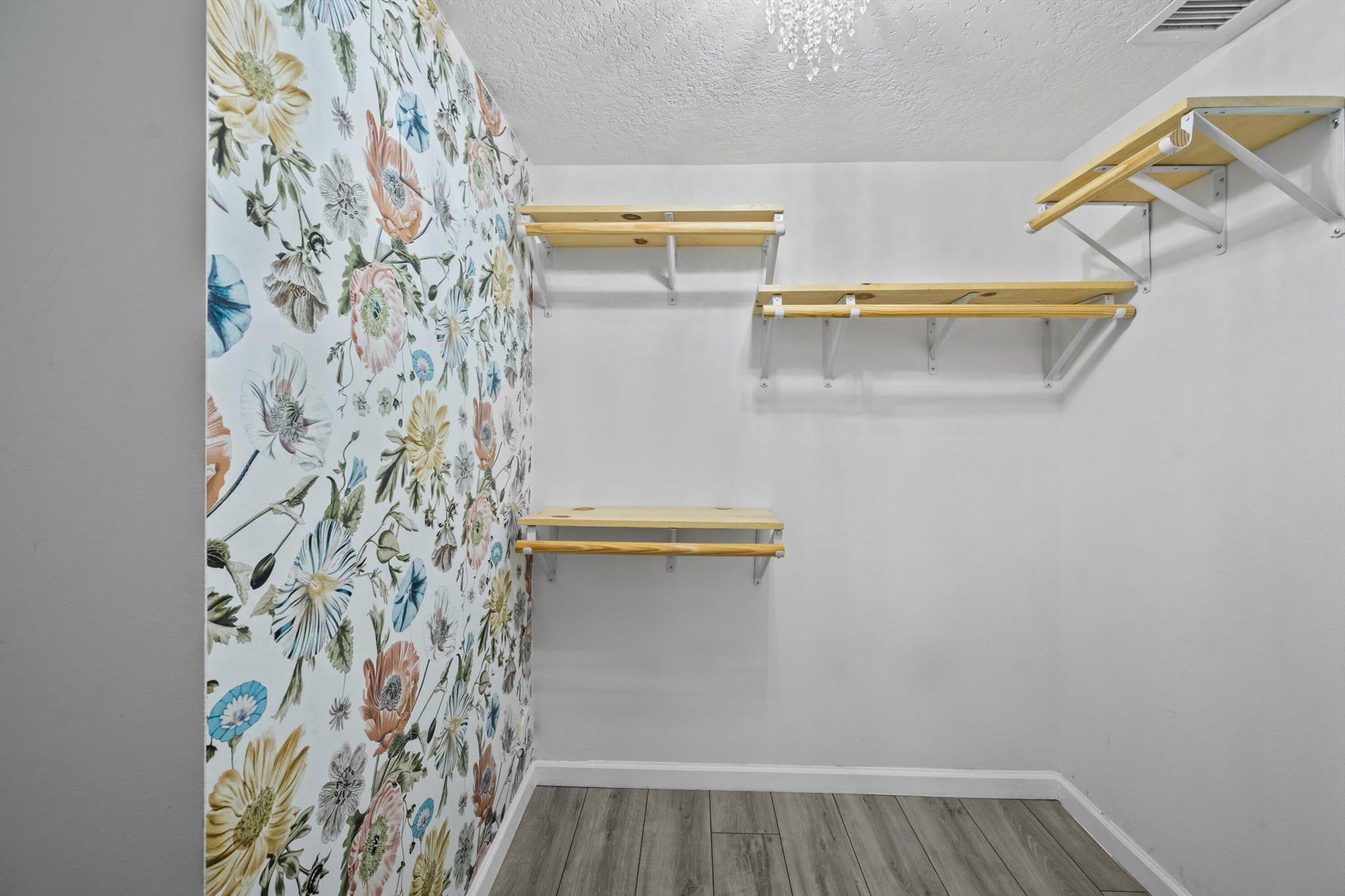 COVE AT BRIAR BAY CONDO - Residential