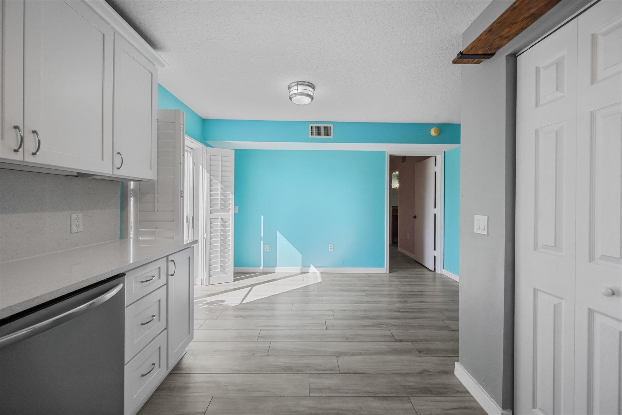 COVE AT BRIAR BAY CONDO - Residential