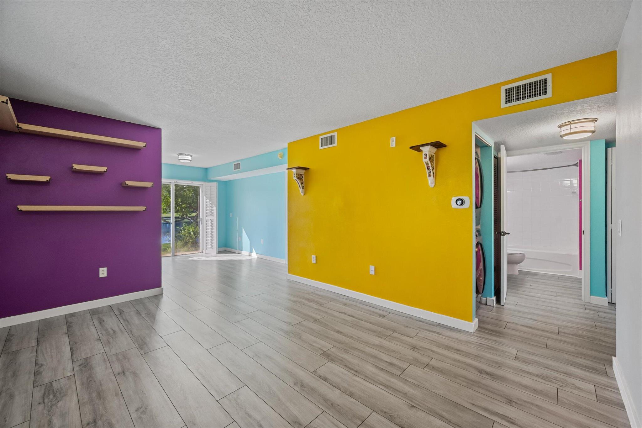 COVE AT BRIAR BAY CONDO - Residential