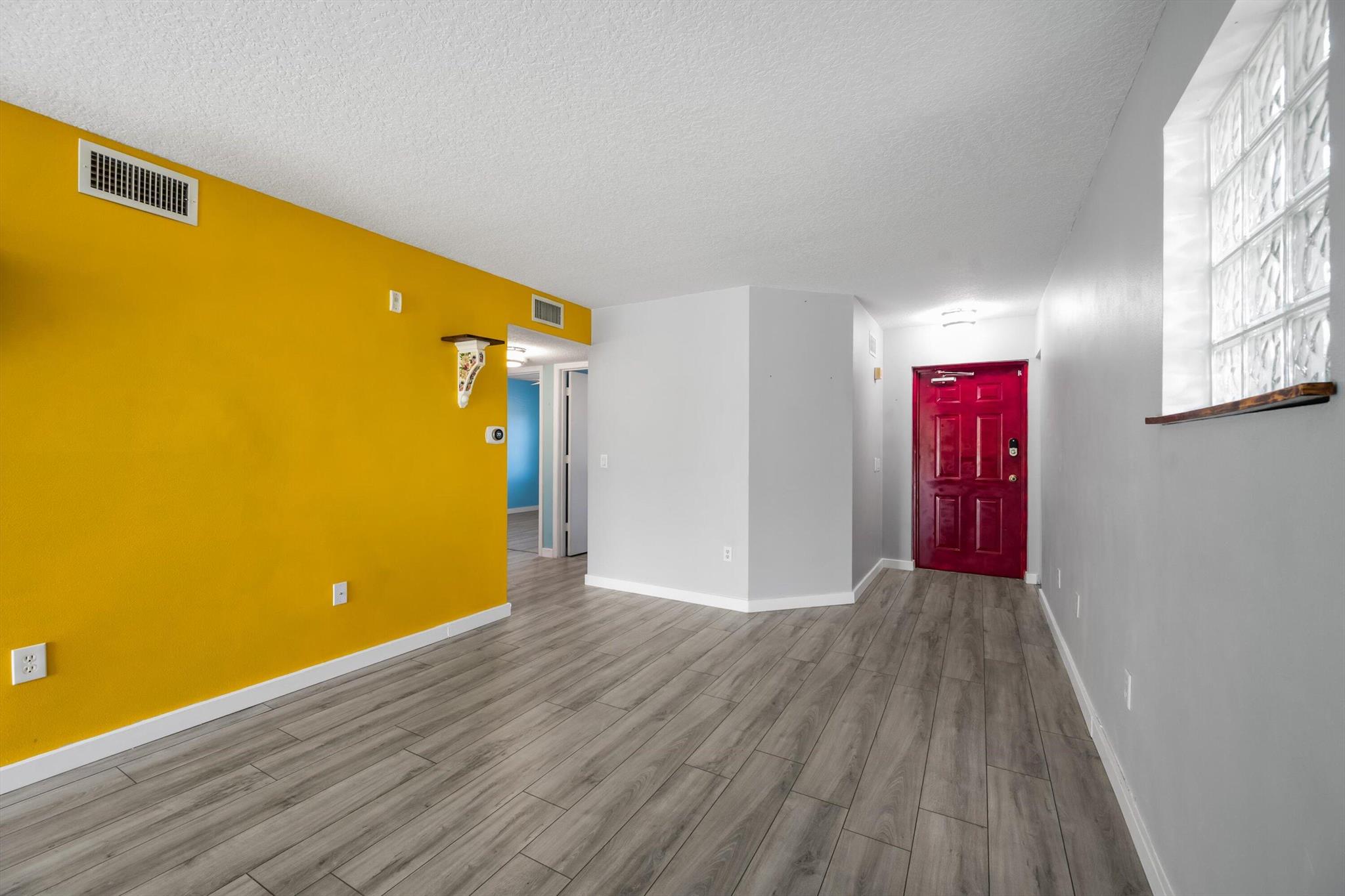 COVE AT BRIAR BAY CONDO - Residential