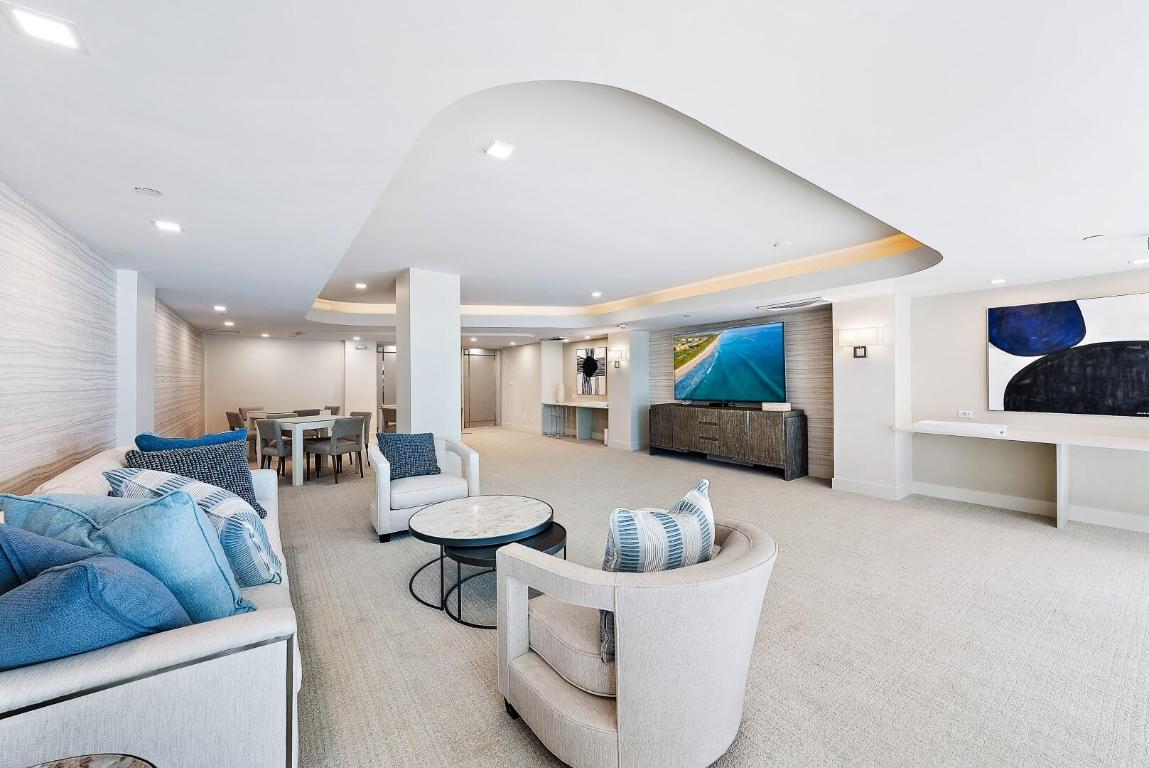 TWENTY SIX HUNDRED CONDO - Residential