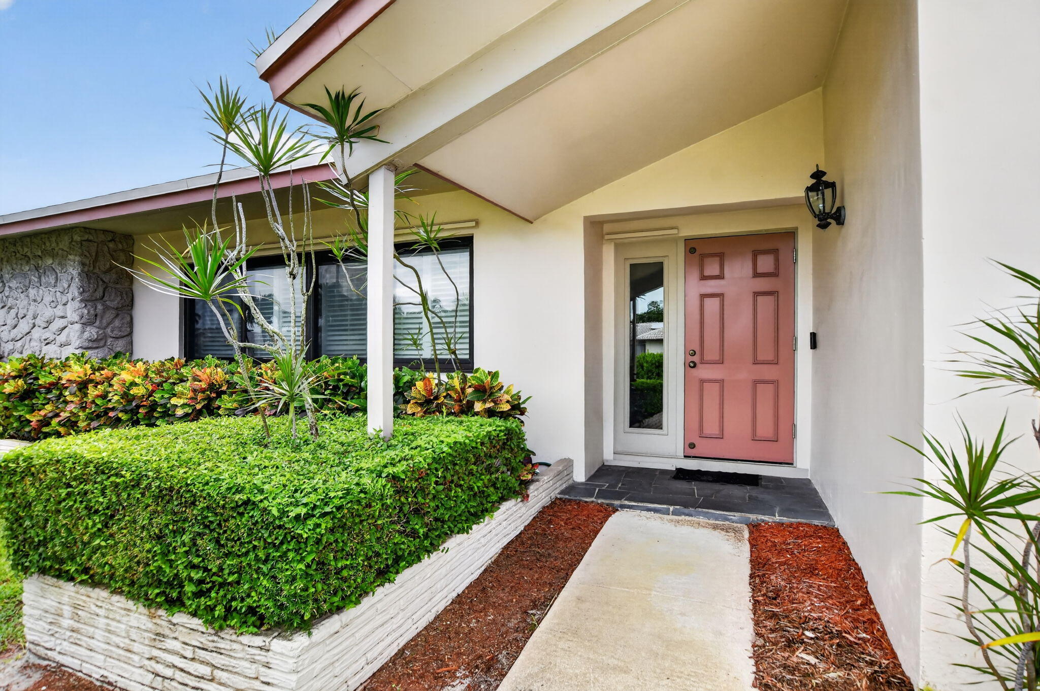 554 NW 46TH Street