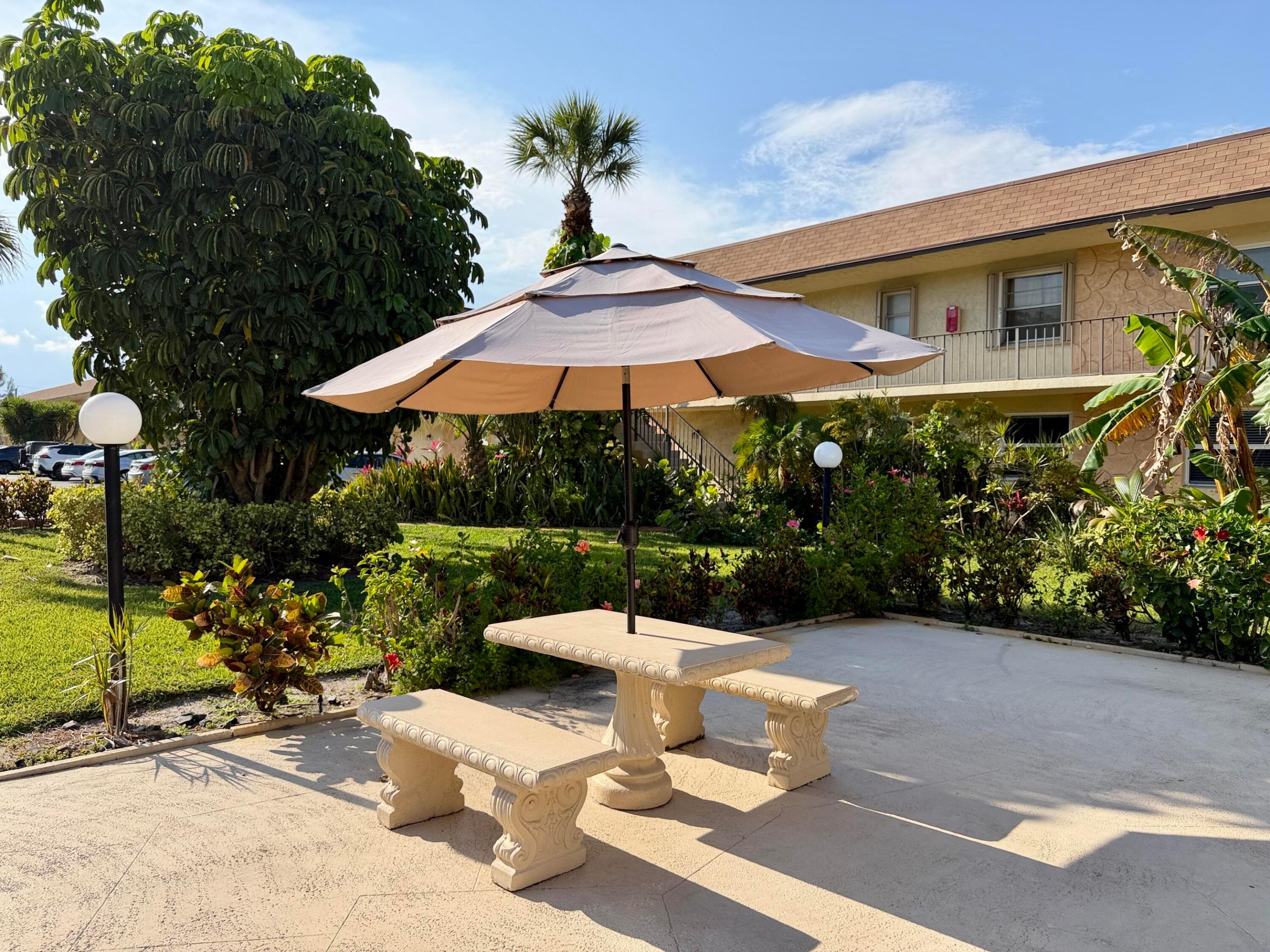 SHORE SIDE CONDO - Residential