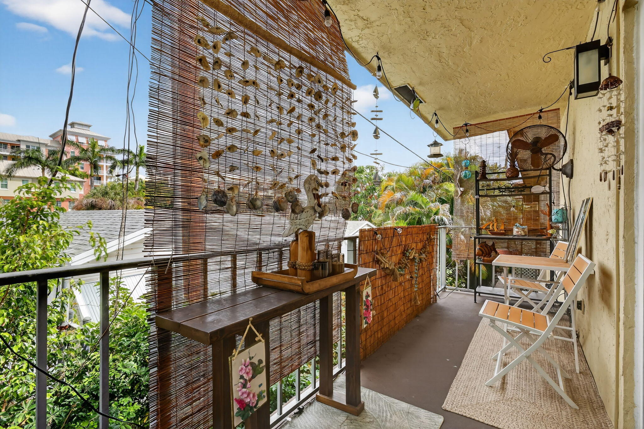 SHORE SIDE CONDO - Residential