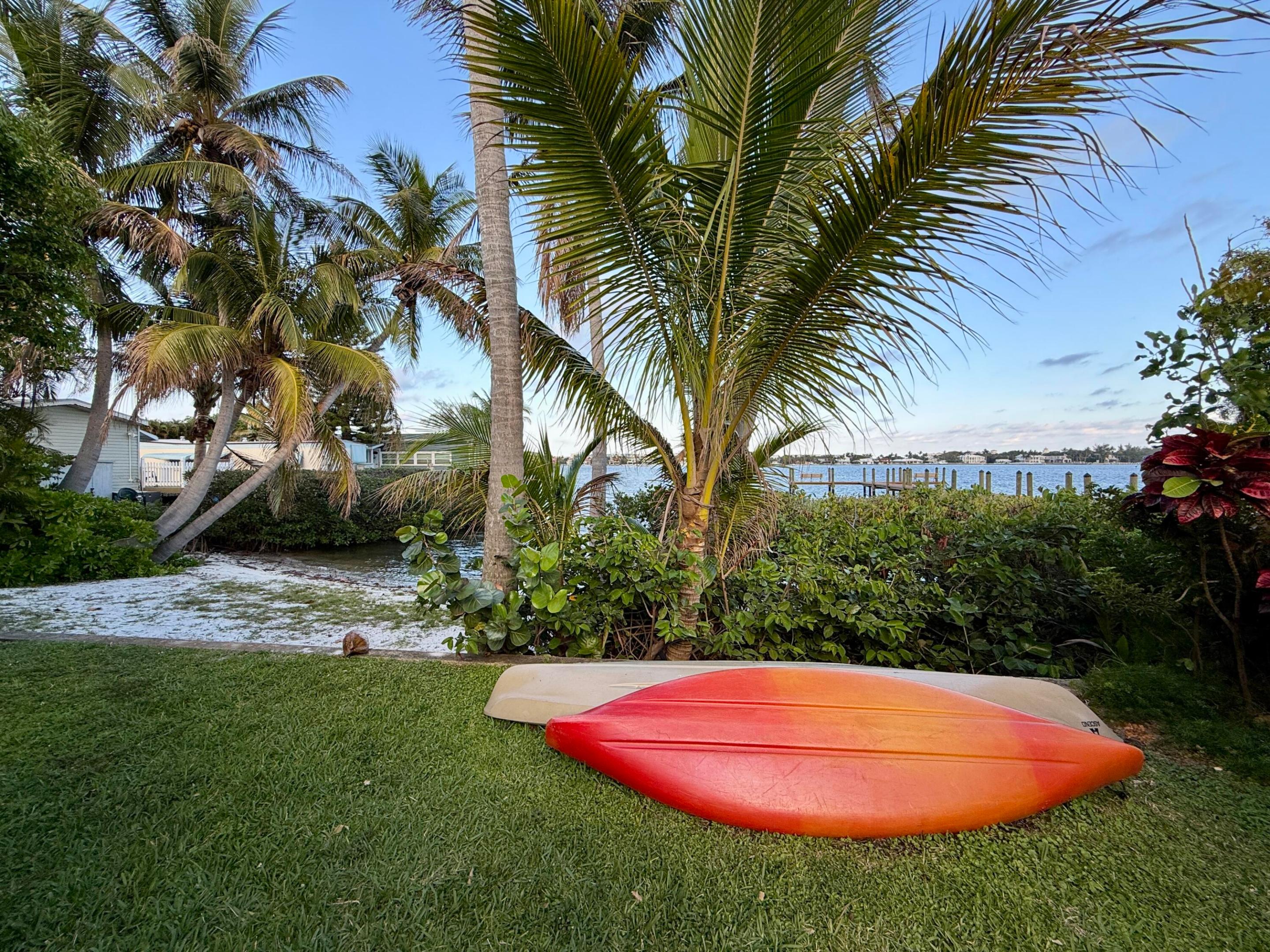 SHORE SIDE CONDO - Residential