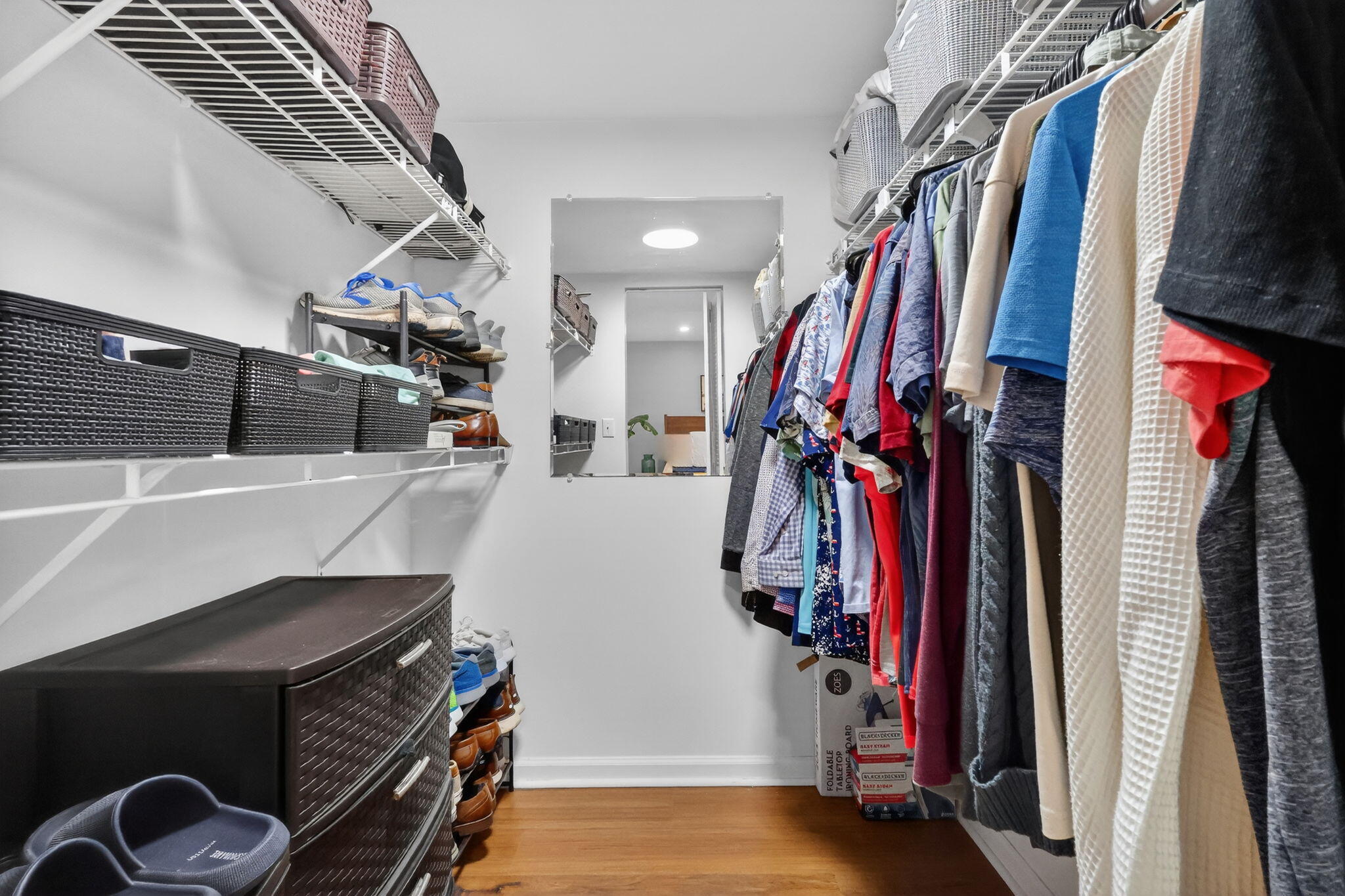 SHORE SIDE CONDO - Residential