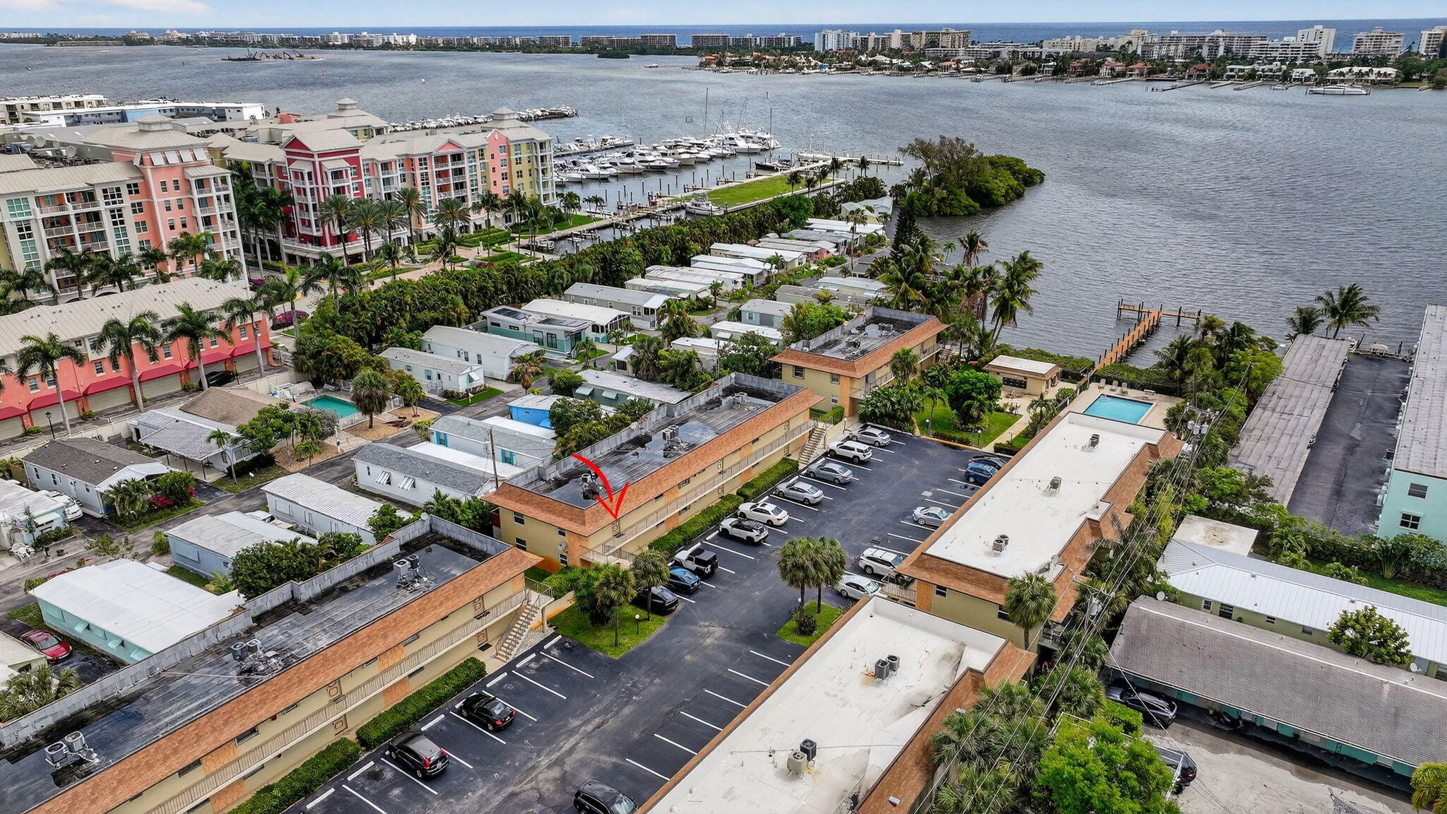 SHORE SIDE CONDO - Residential