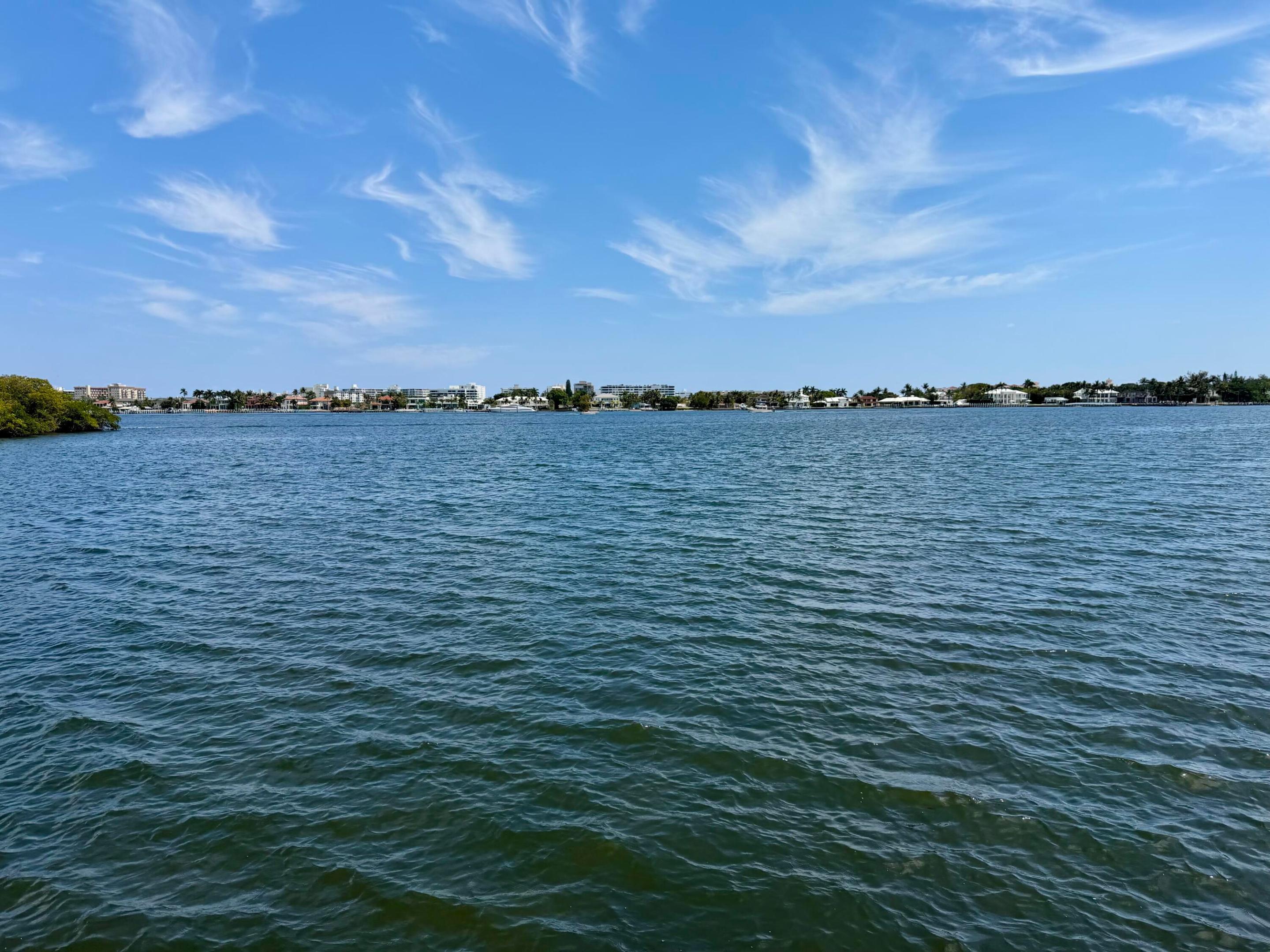 SHORE SIDE CONDO - Residential