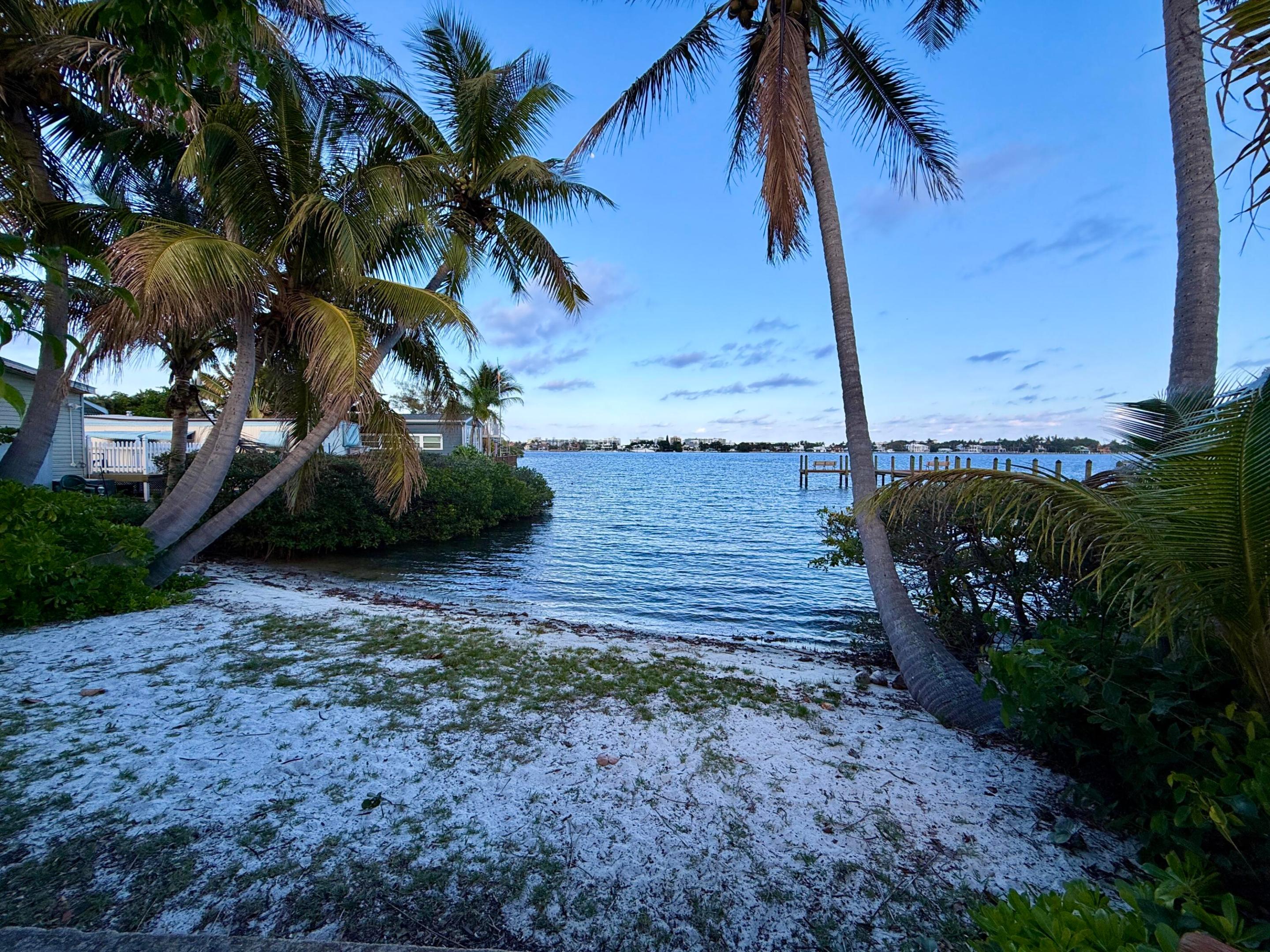 SHORE SIDE CONDO - Residential