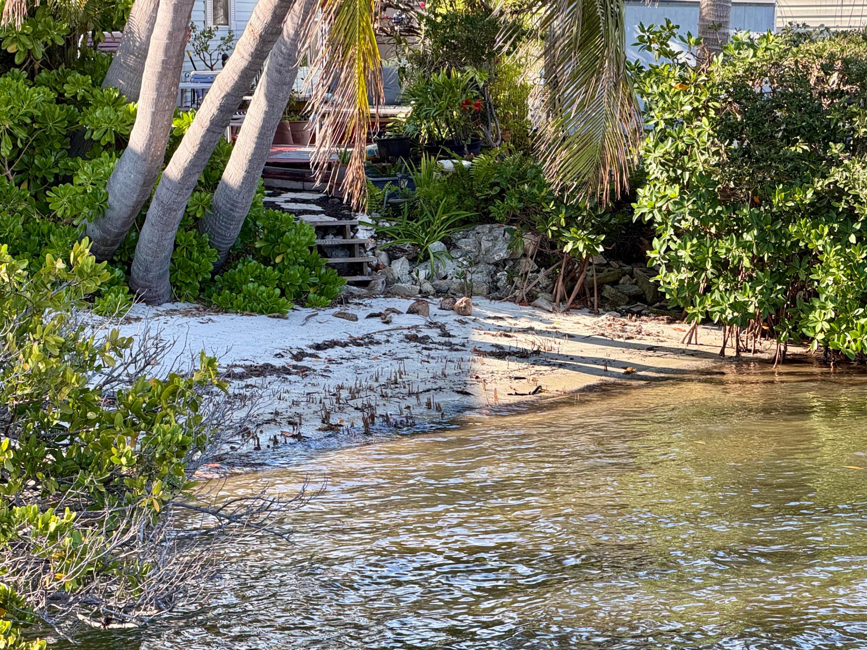 SHORE SIDE CONDO - Residential