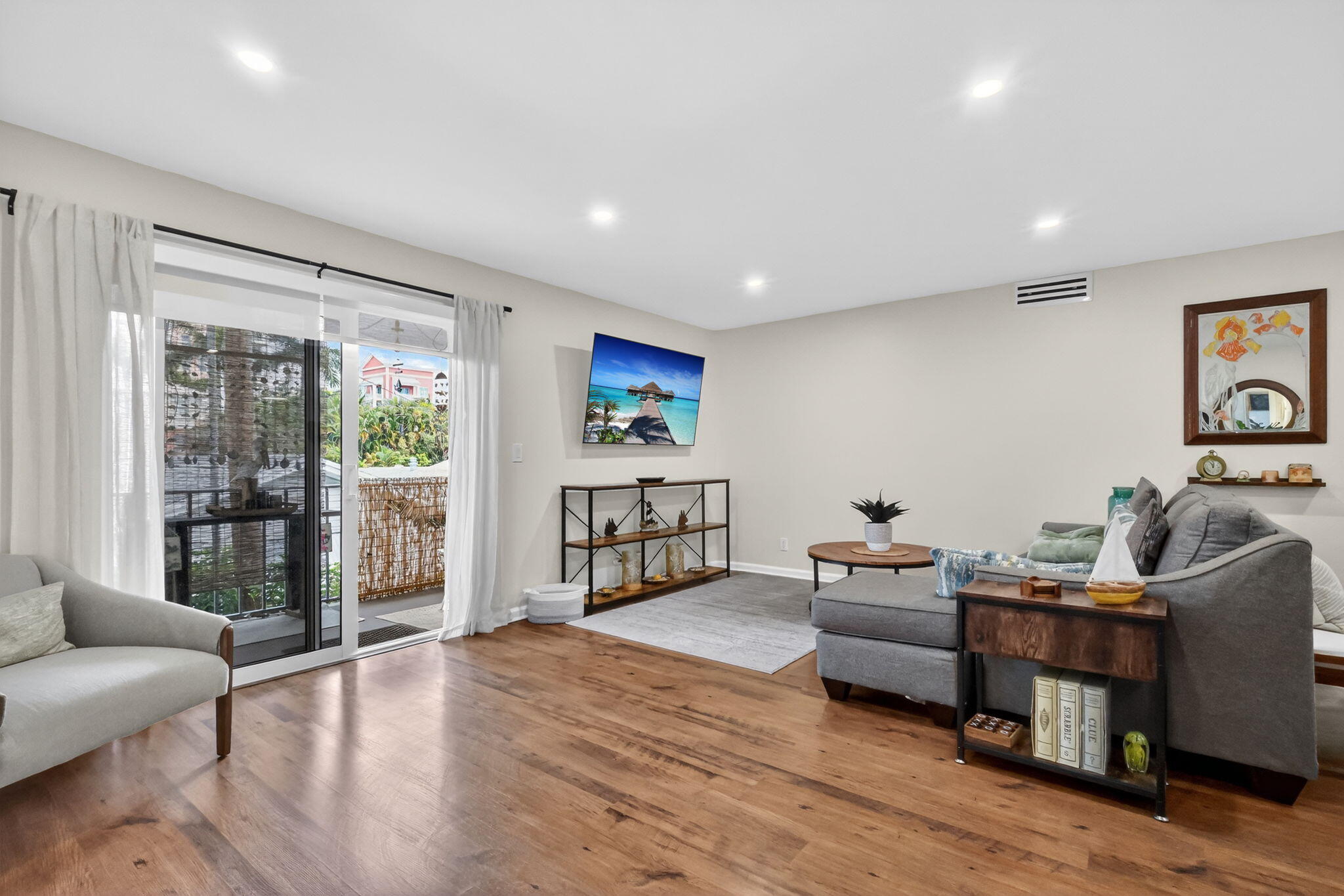 SHORE SIDE CONDO - Residential