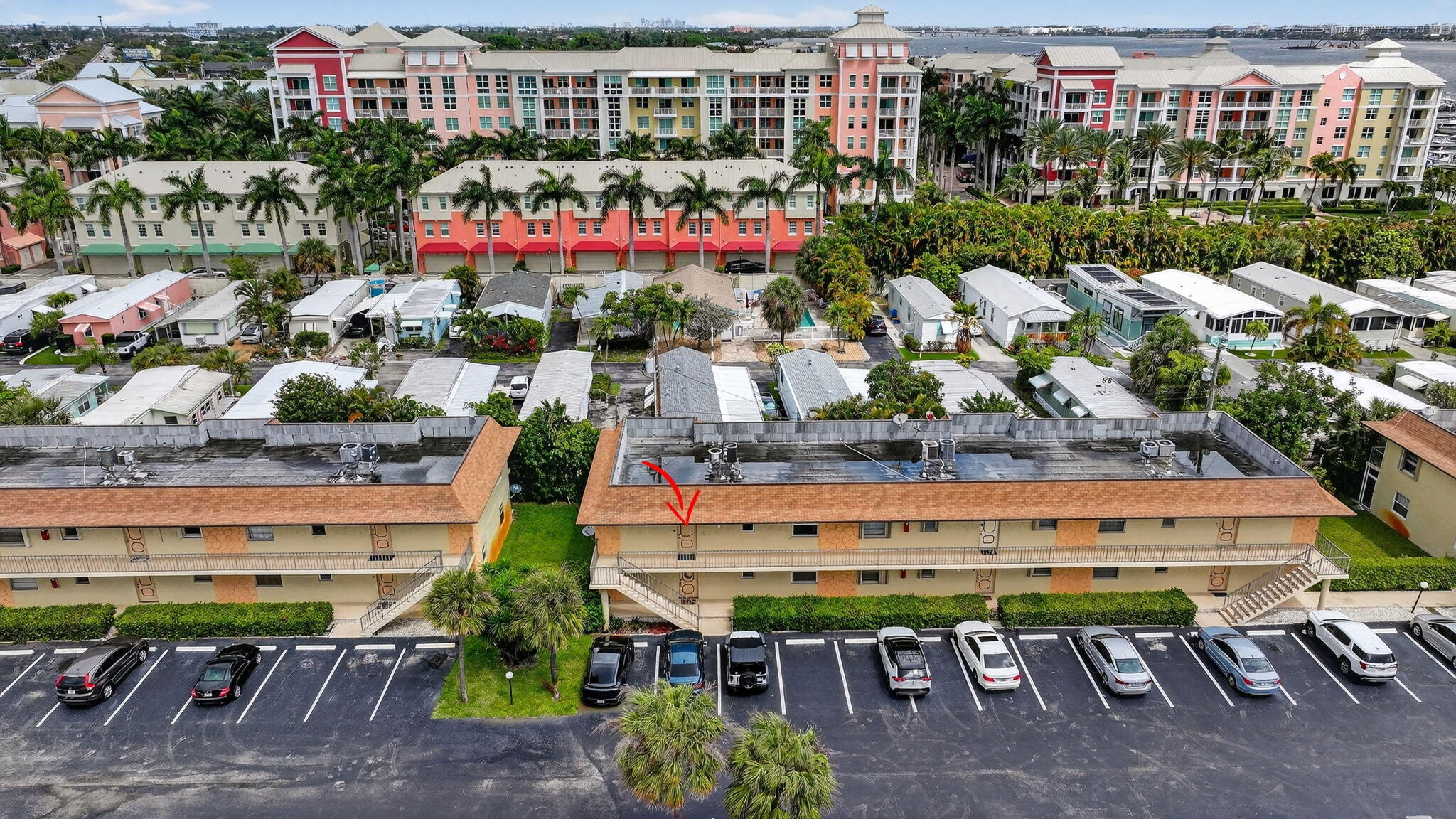 SHORE SIDE CONDO - Residential