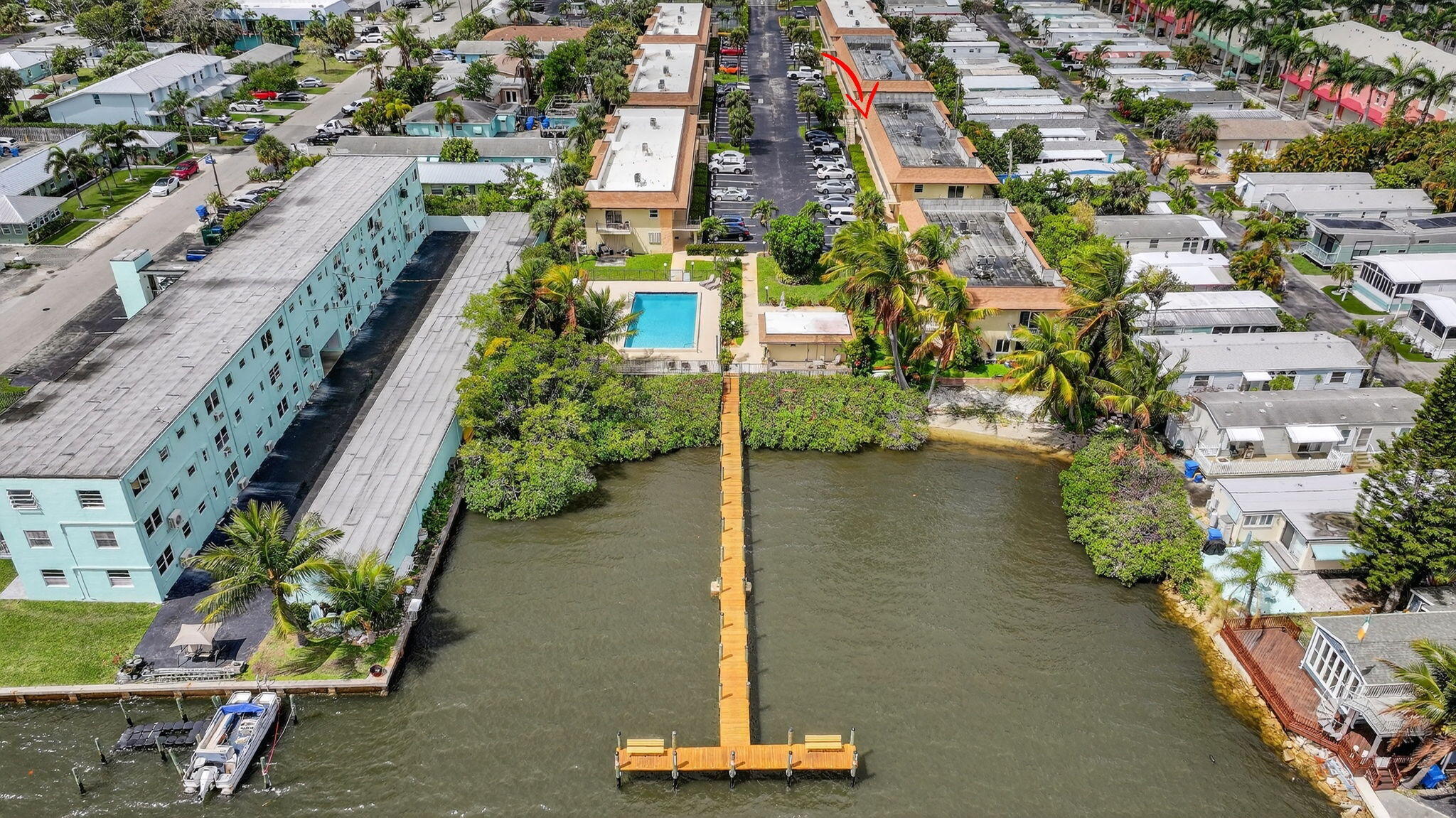 SHORE SIDE CONDO - Residential