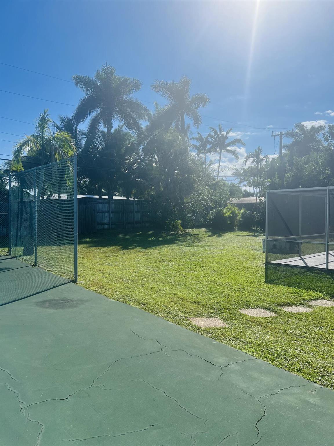 BOCA RATON HILLS SEC 2 - Residential