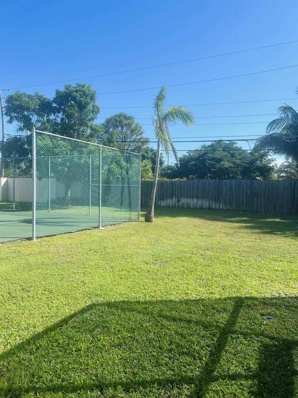 BOCA RATON HILLS SEC 2 - Residential