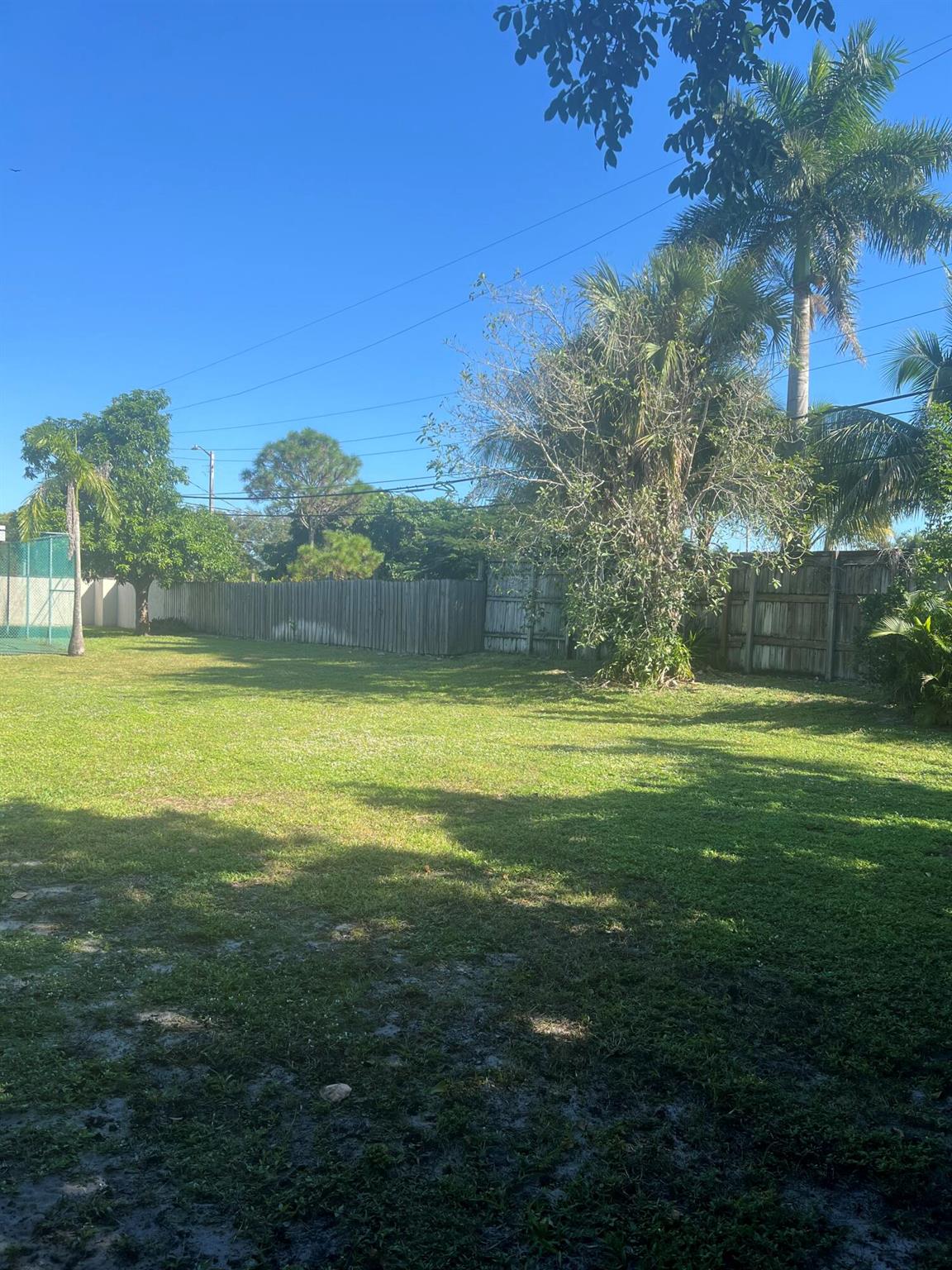 BOCA RATON HILLS SEC 2 - Residential