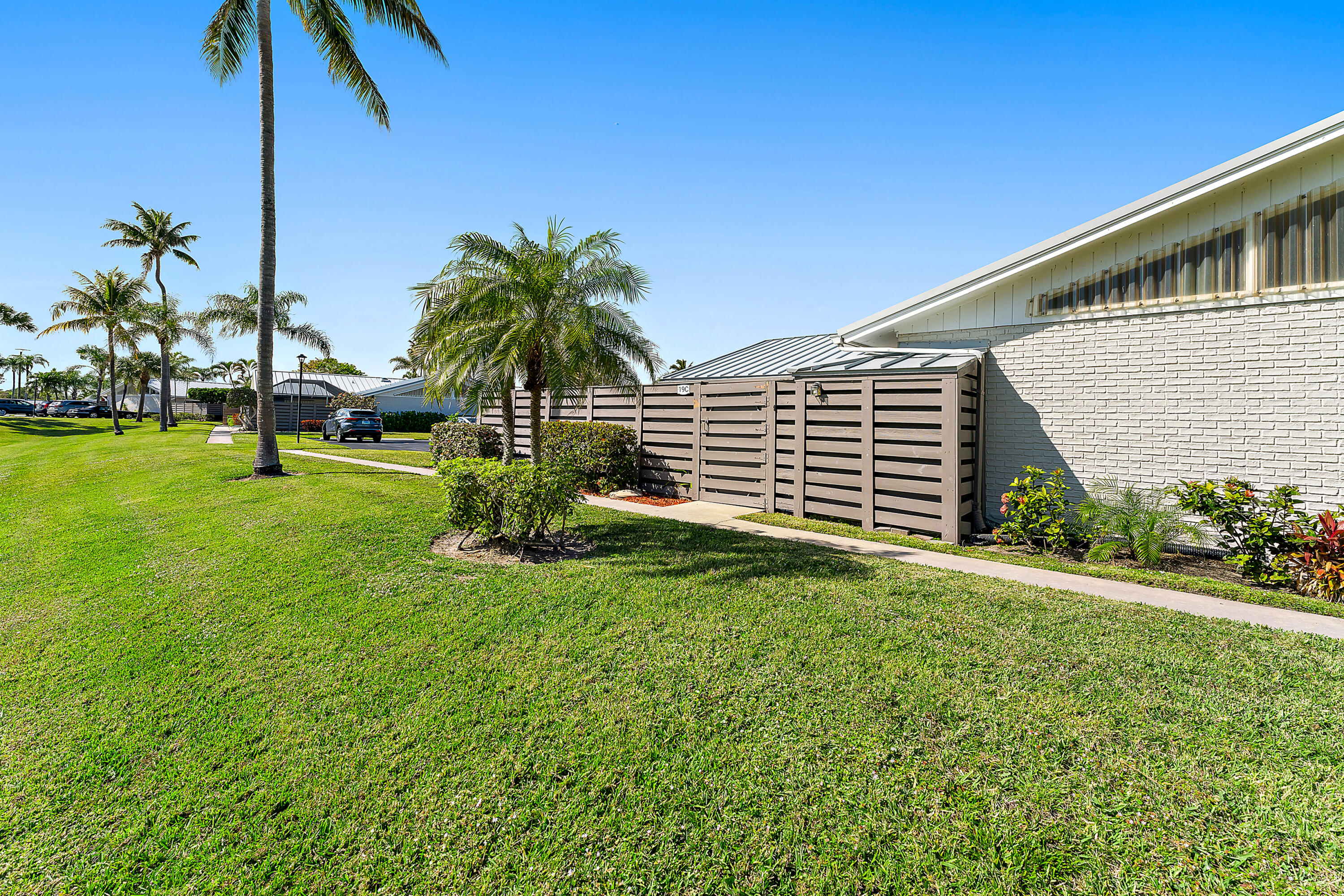 OCEANSIDE TERRACE CONDO - Residential Lease