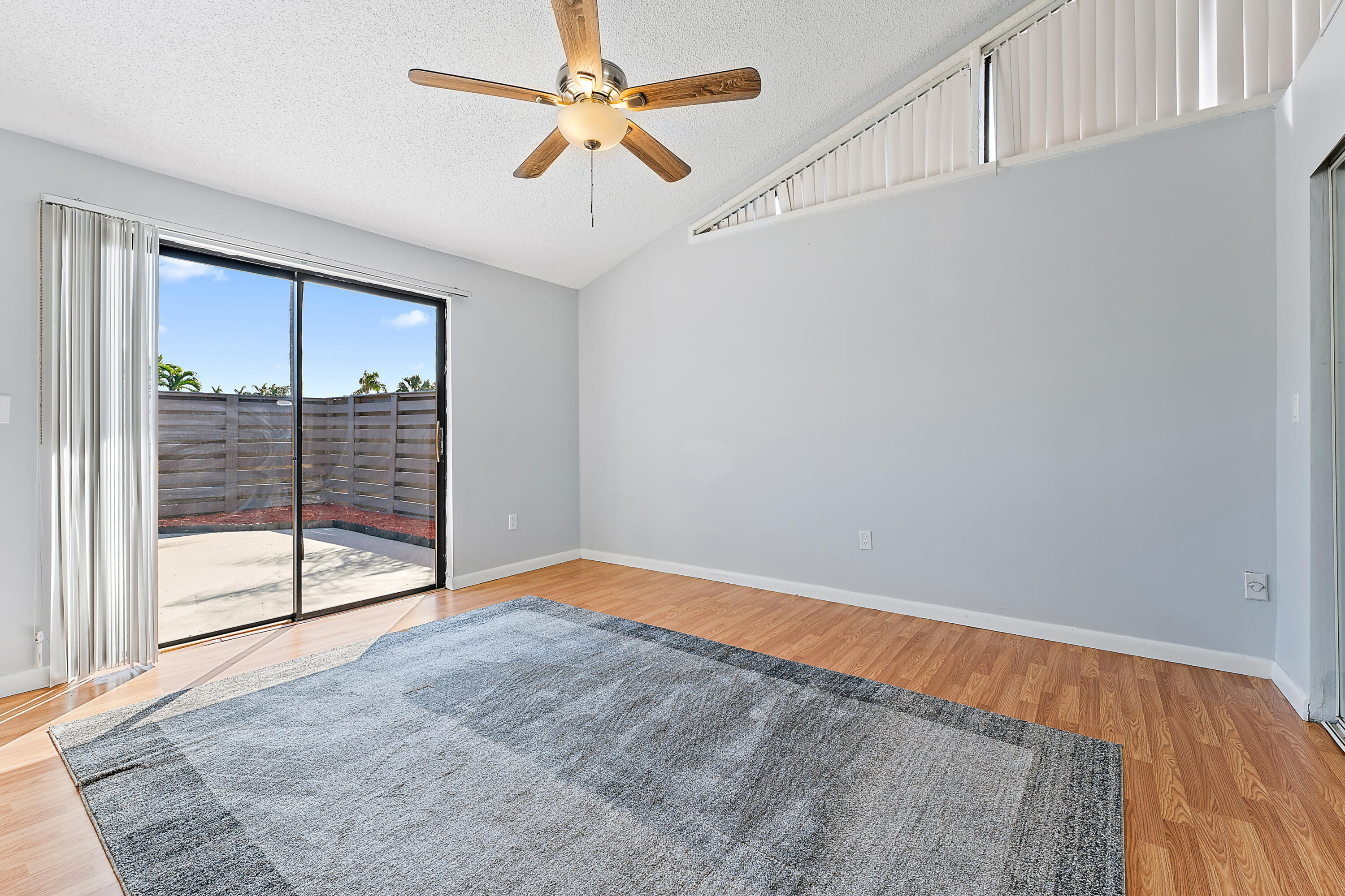 OCEANSIDE TERRACE CONDO - Residential Lease