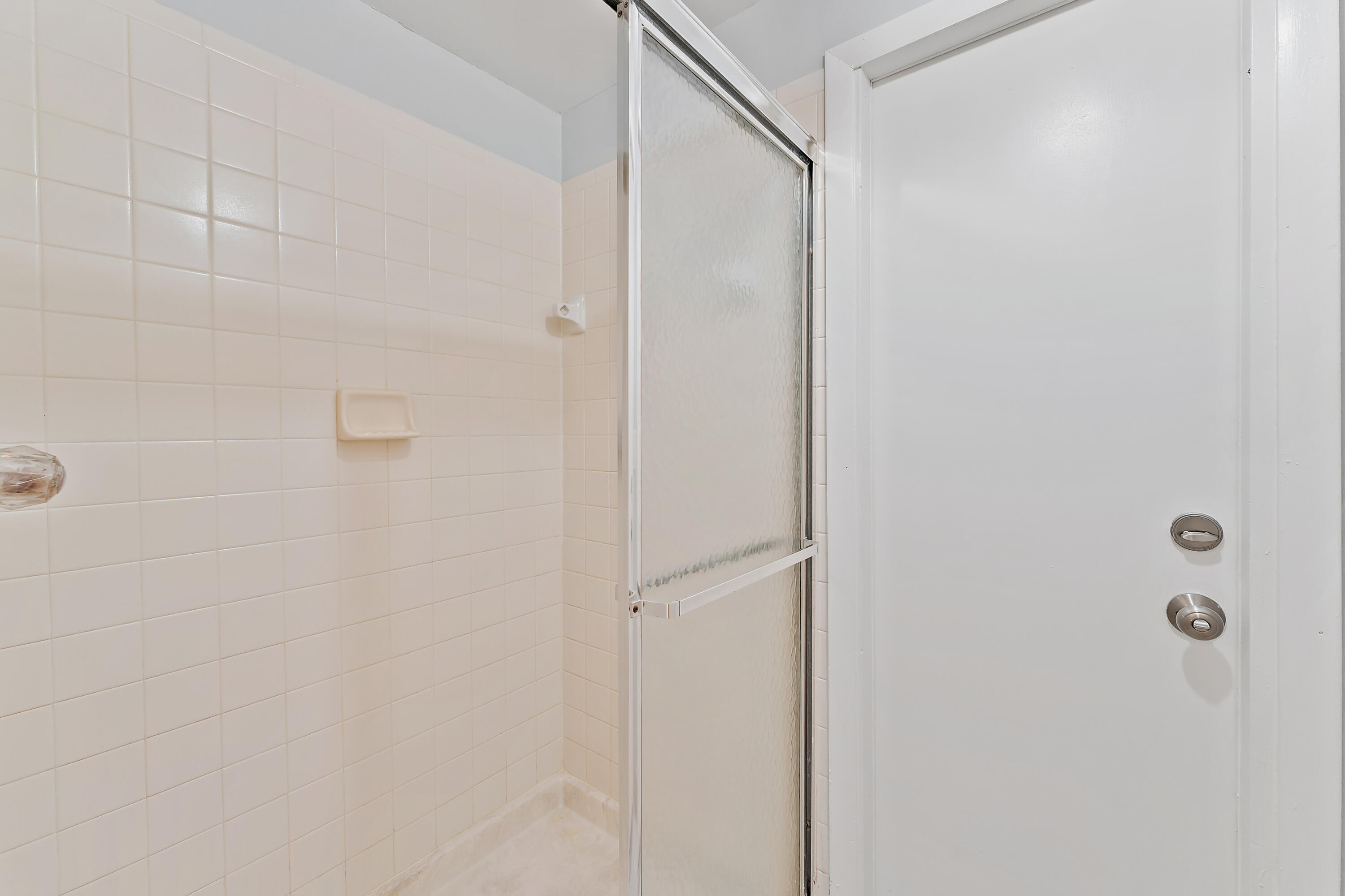 OCEANSIDE TERRACE CONDO - Residential Lease