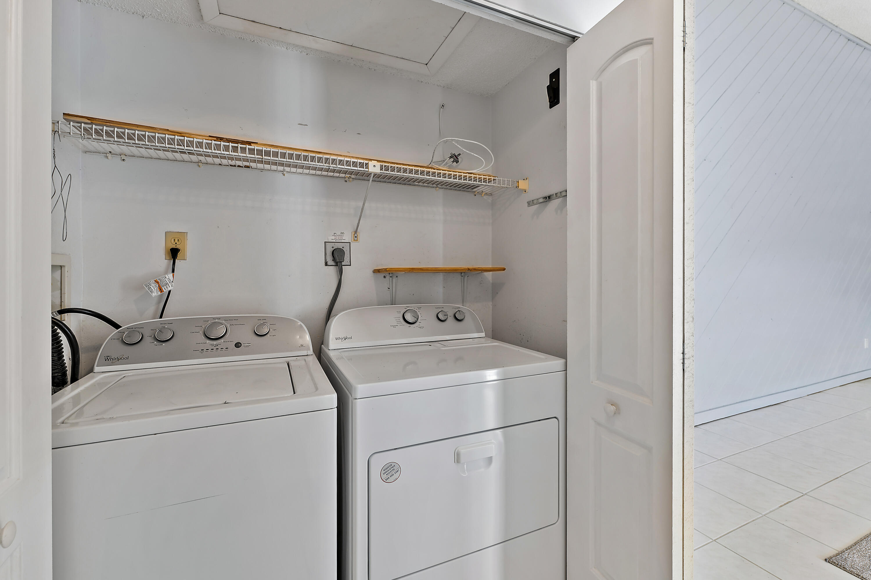 OCEANSIDE TERRACE CONDO - Residential Lease