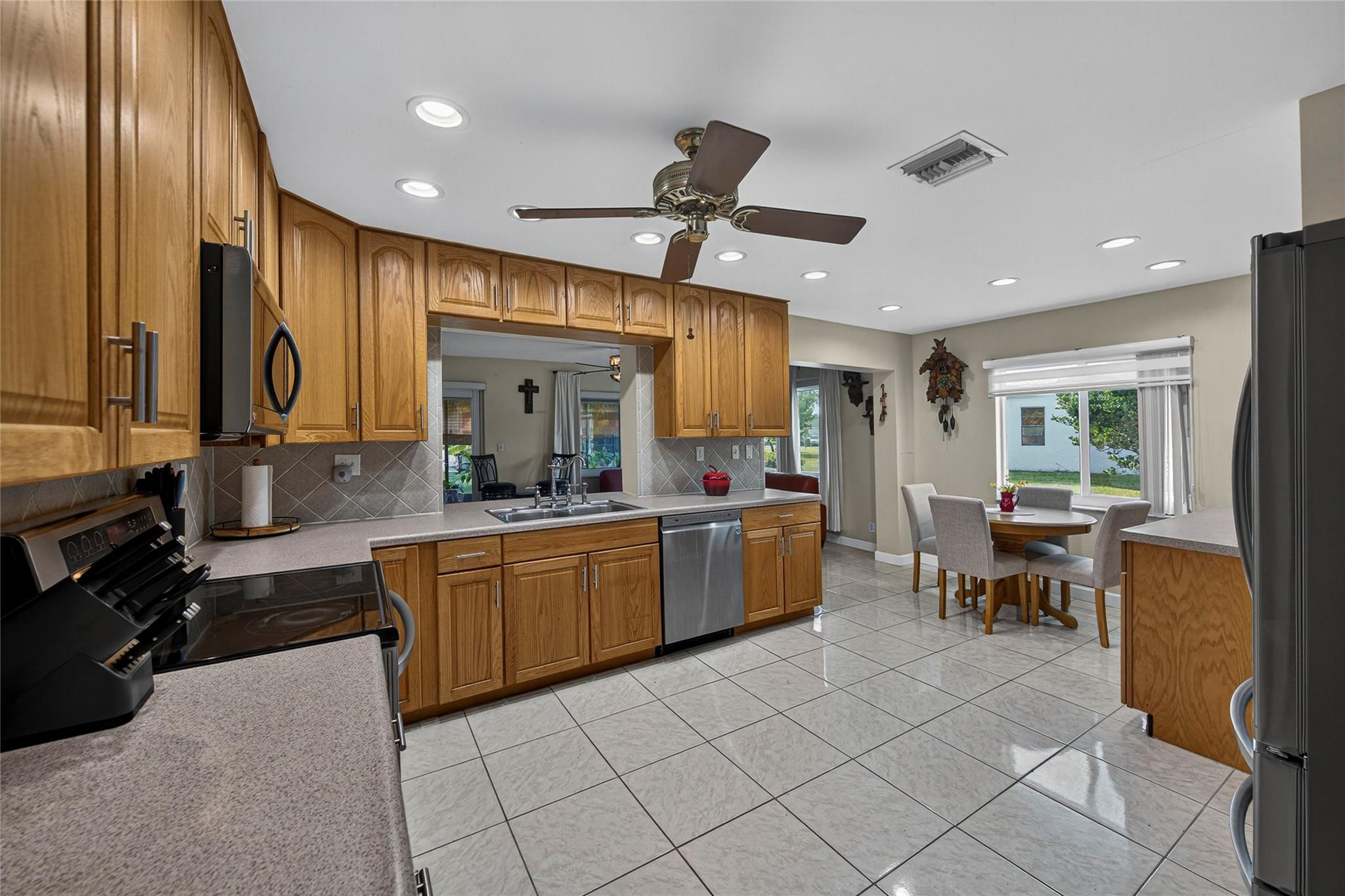 Springlake II 109-11 B - Residential