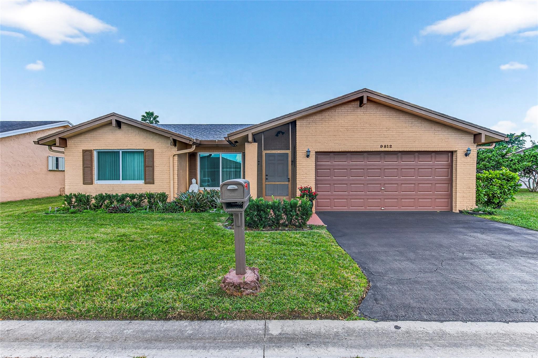 Springlake II 109-11 B - Residential